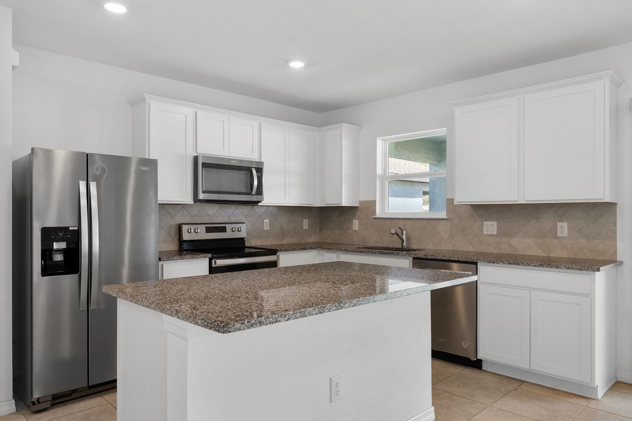 9644 Summers Cay Circle, Thonotosassa, FL 33592 — photo 14 of 55