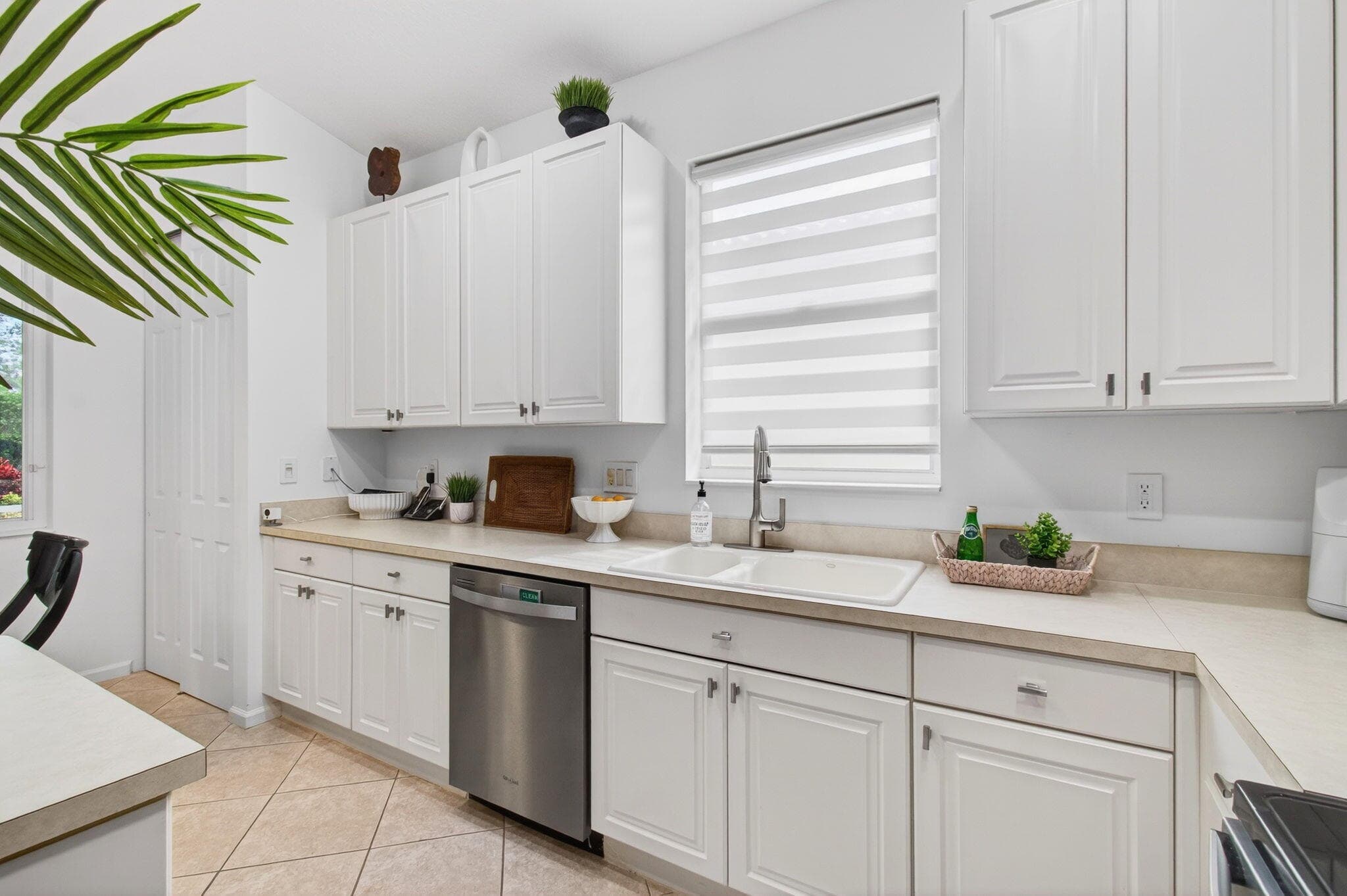 2320 Sapphire Circle, West Palm Beach, FL 33411 — photo 26 of 81