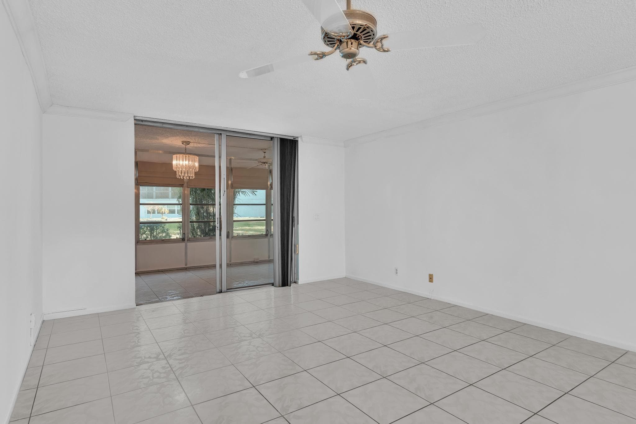 6650 S Oriole Boulevard 1040, Delray Beach, FL 33446 — photo 11 of 46