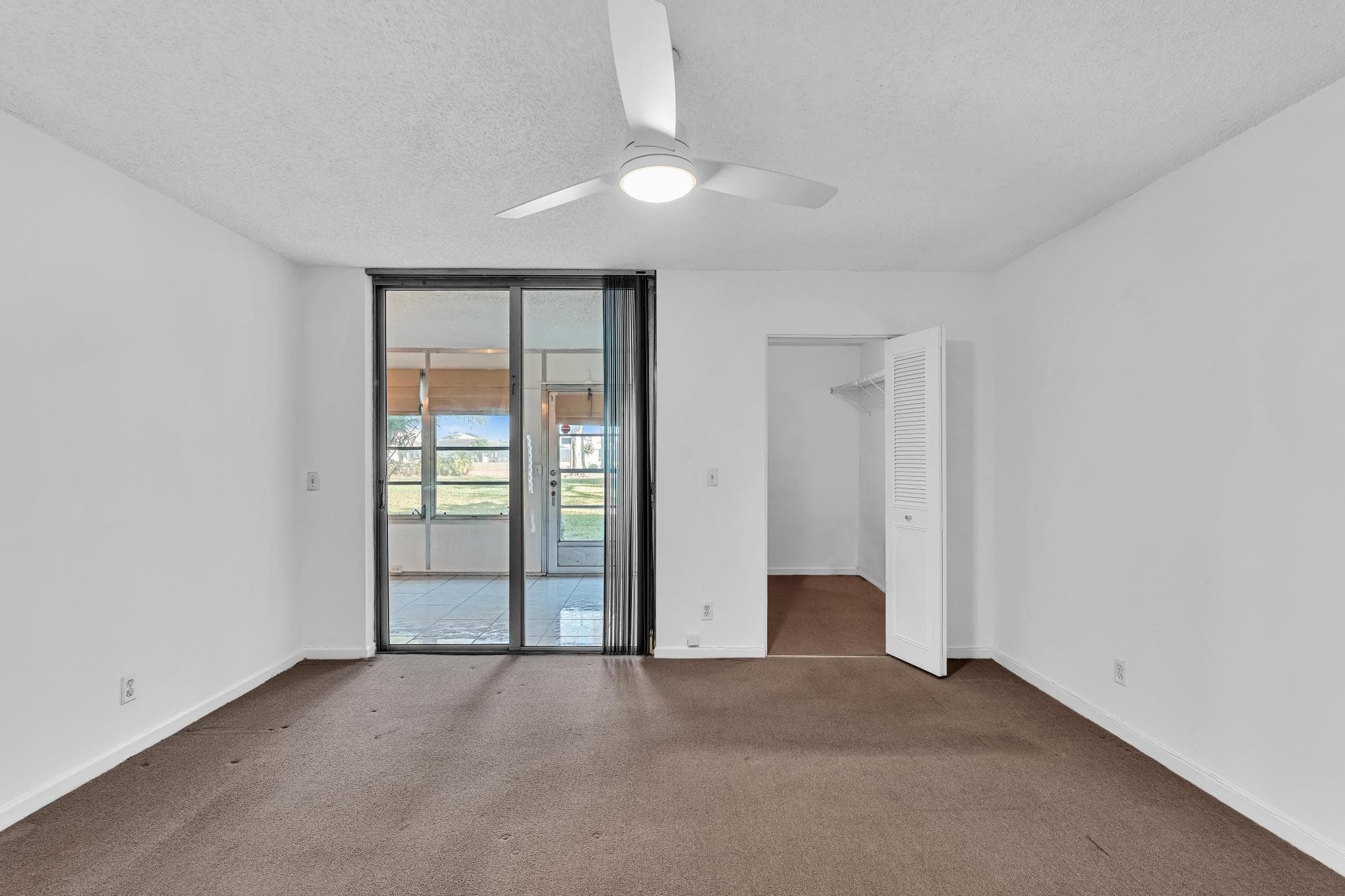 6650 S Oriole Boulevard 1040, Delray Beach, FL 33446 — photo 14 of 46