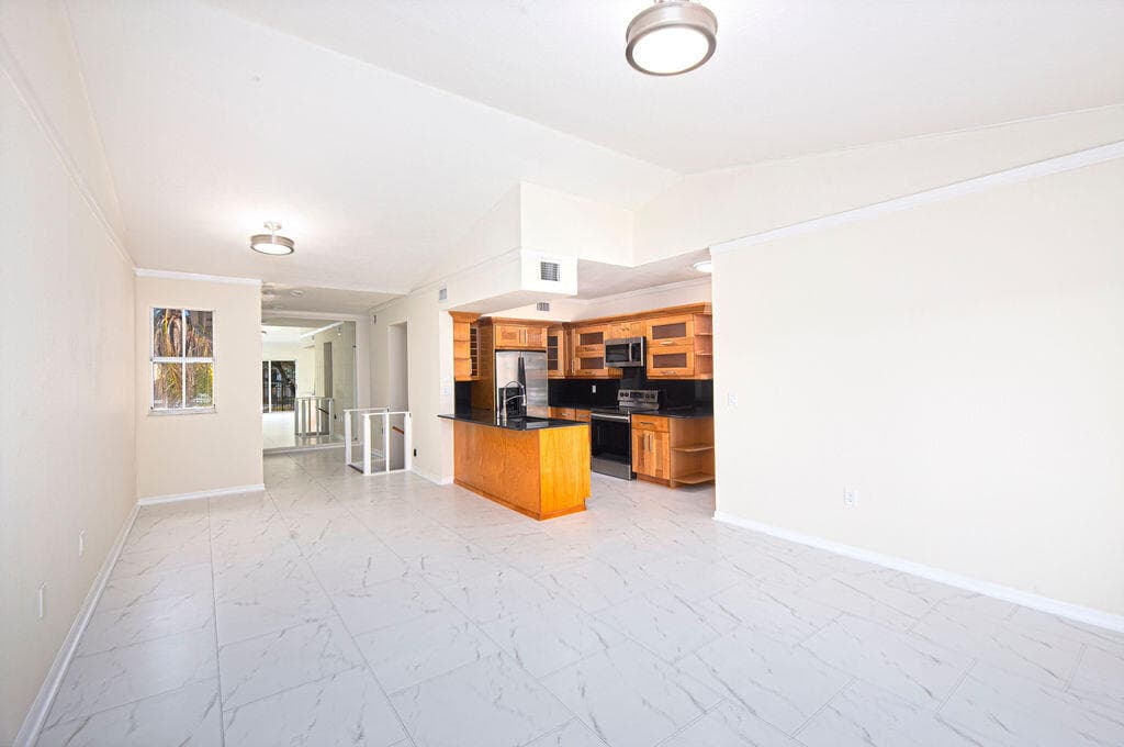 2400 Centergate Dr 202, Miramar, FL 33025 — photo 15 of 37