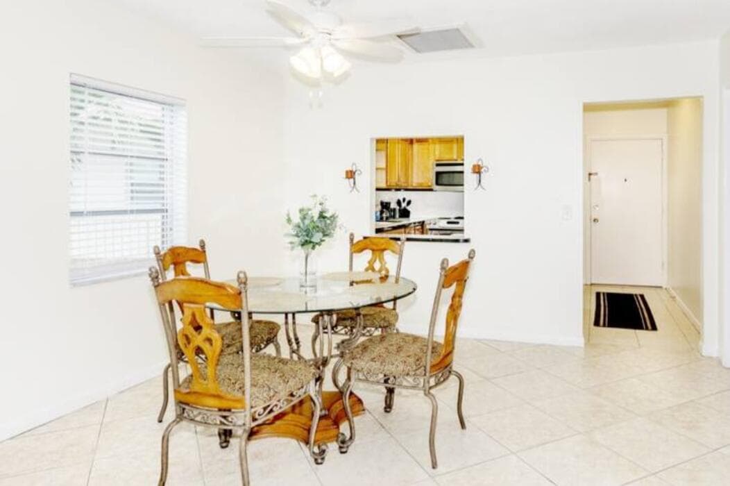 308 Southwind Court 8, North Palm Beach, FL 33408 — photo 4 of 23