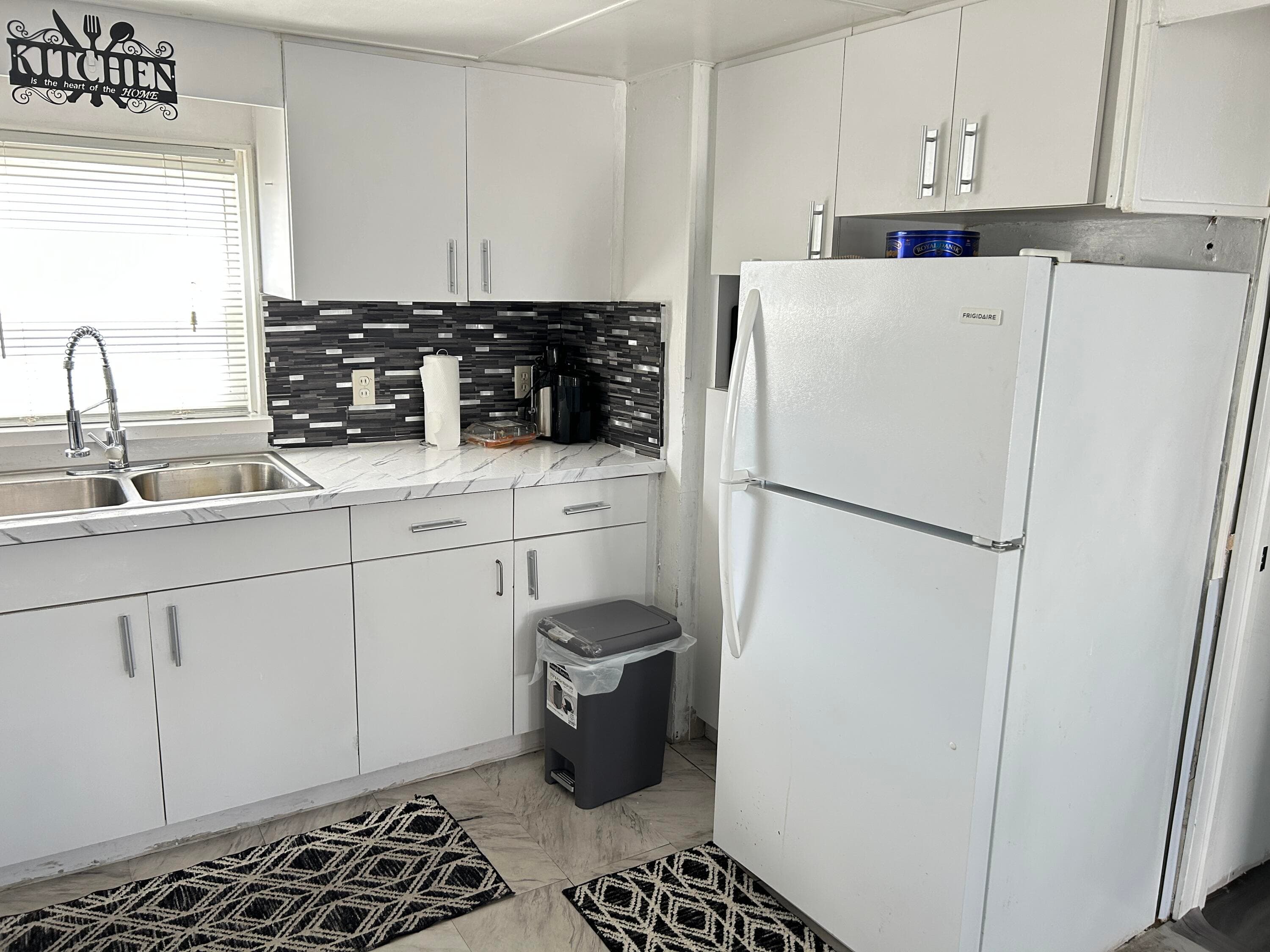 1325 S 33 Road, Hollywood, FL 33021 — photo 14 of 27