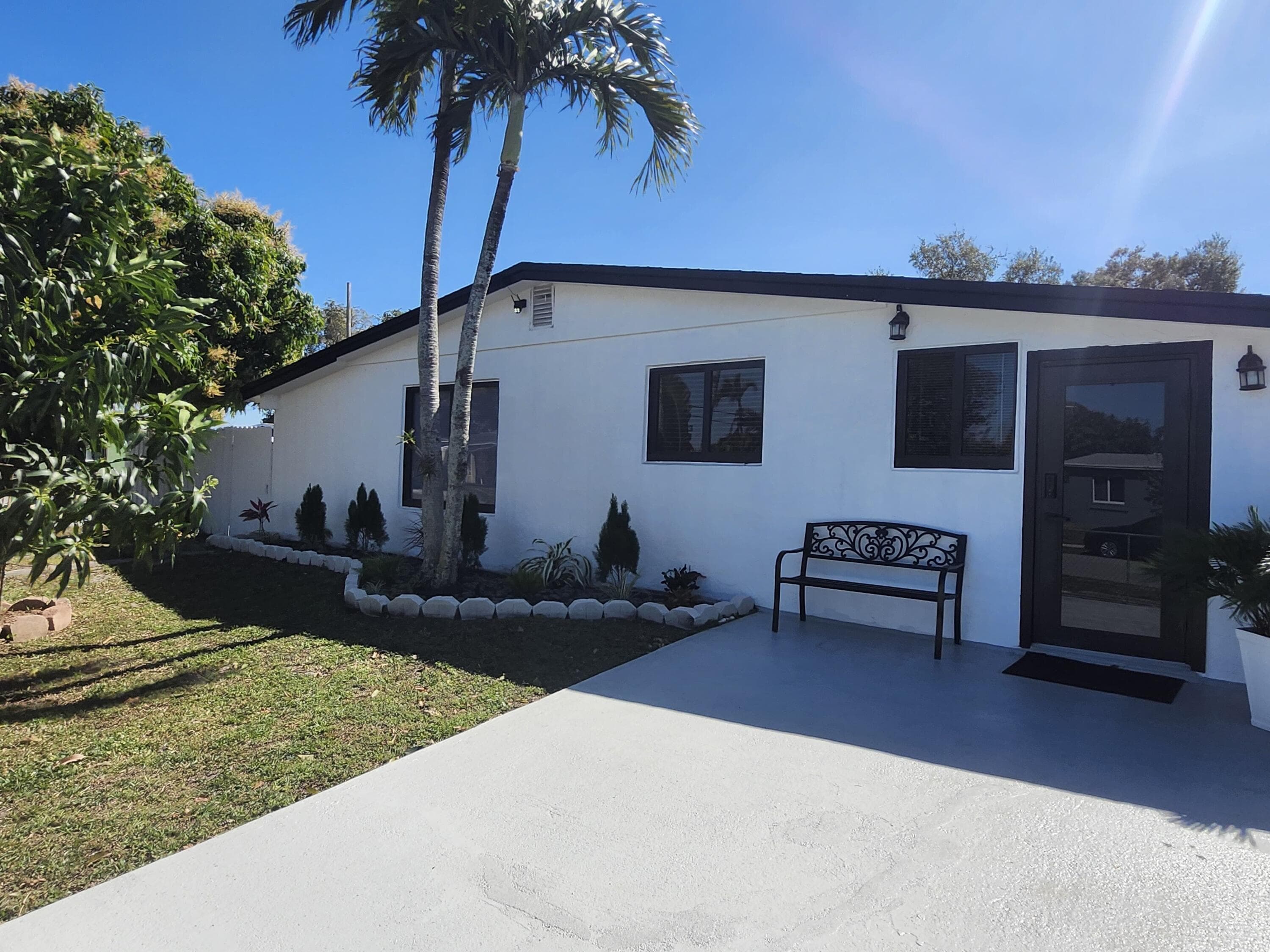 5500 SW Sw 37th Street Street, Davie, FL 33314 — photo 7 of 45