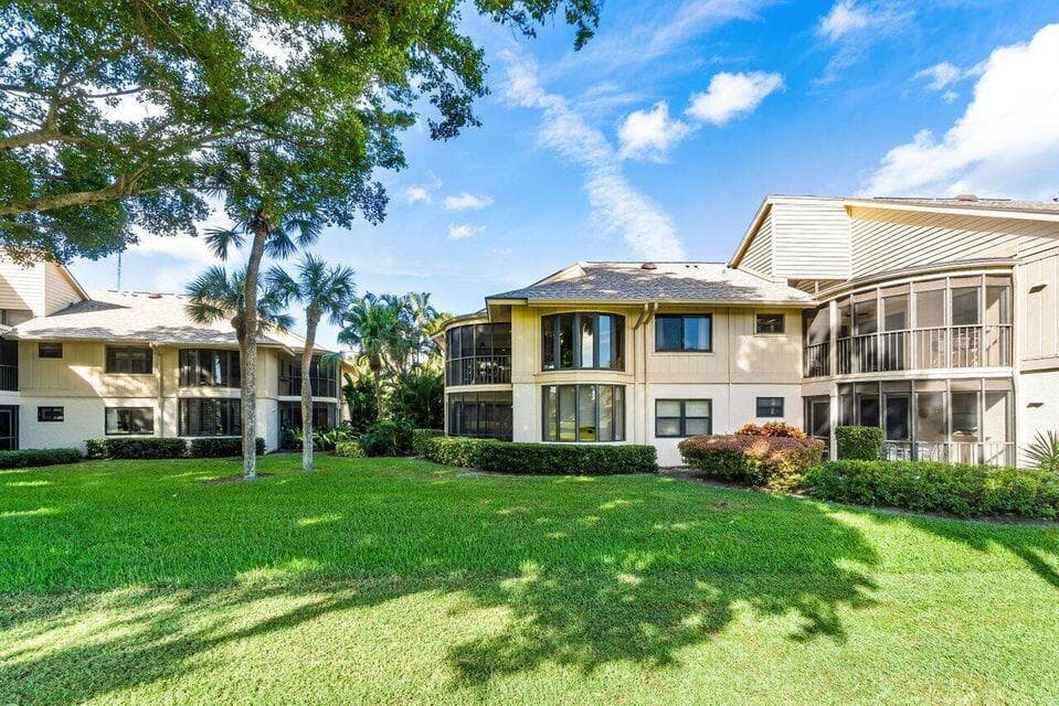 17138 Waterbend Drive 217, Jupiter, FL 33477 — photo 29 of 32
