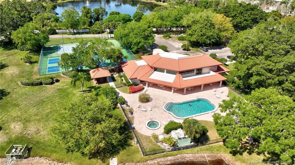 6060 SE Martinique Drive 103, Stuart, FL 34997 — photo 29 of 30