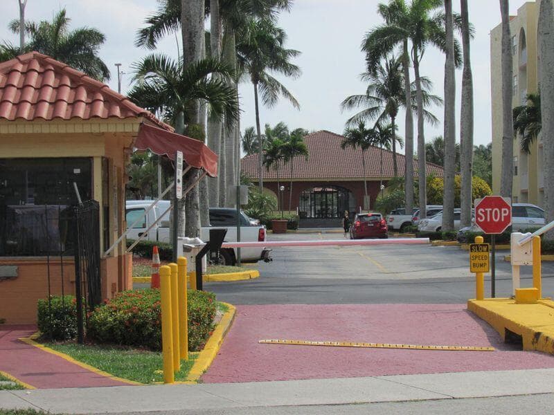 7000 NW 186th Street 4-316, Hialeah, FL 33015 — photo 3 of 29