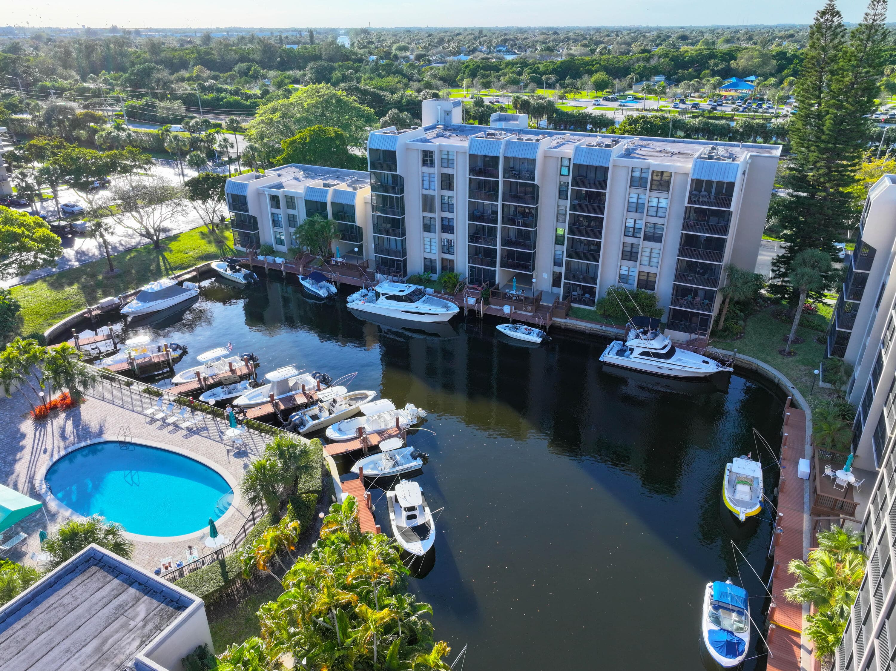 4 Royal Palm Way 6050, Boca Raton, FL 33432 — photo 6 of 32