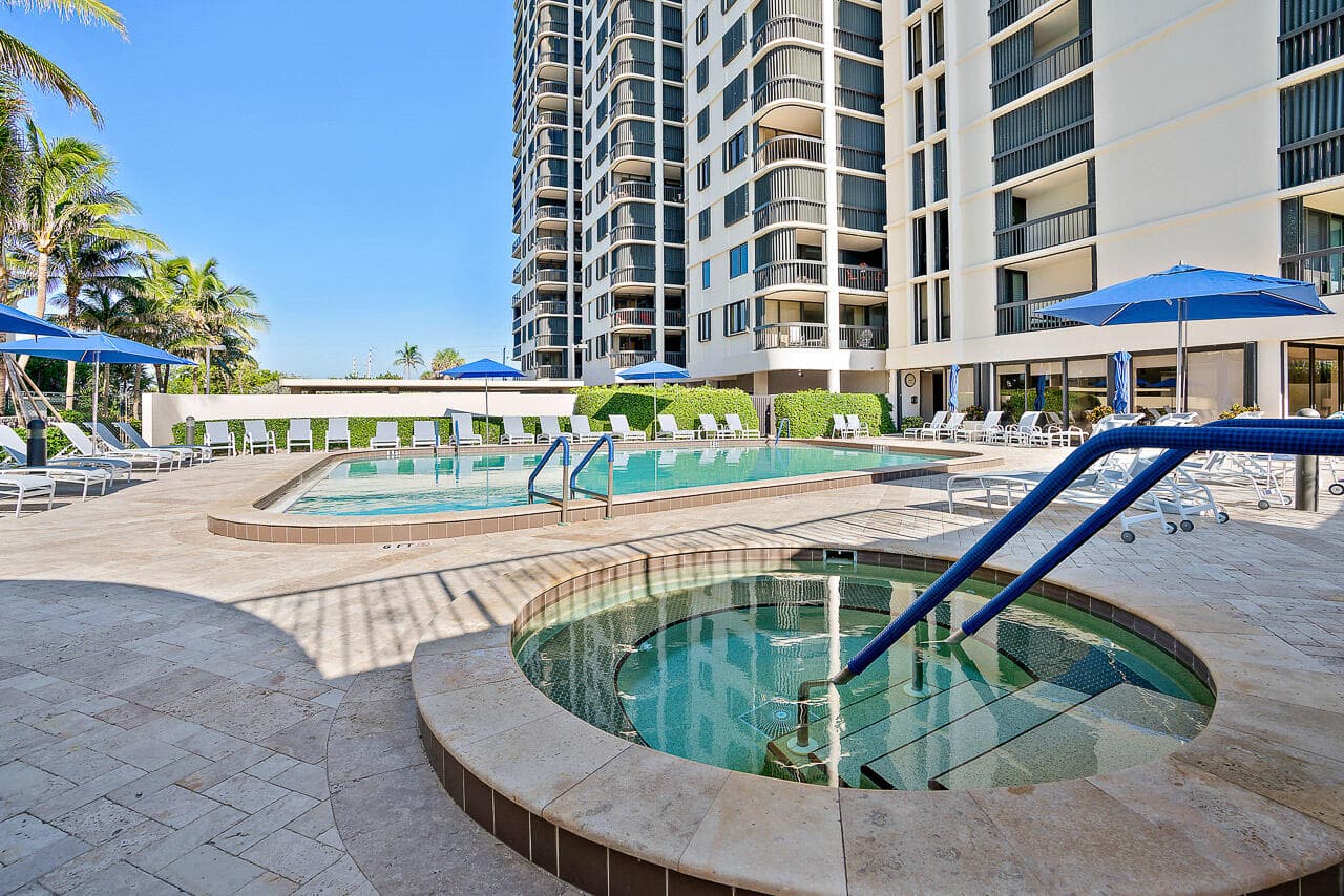 5380 N Ocean Drive 3a, Singer Island, FL 33404 — photo 31 of 38