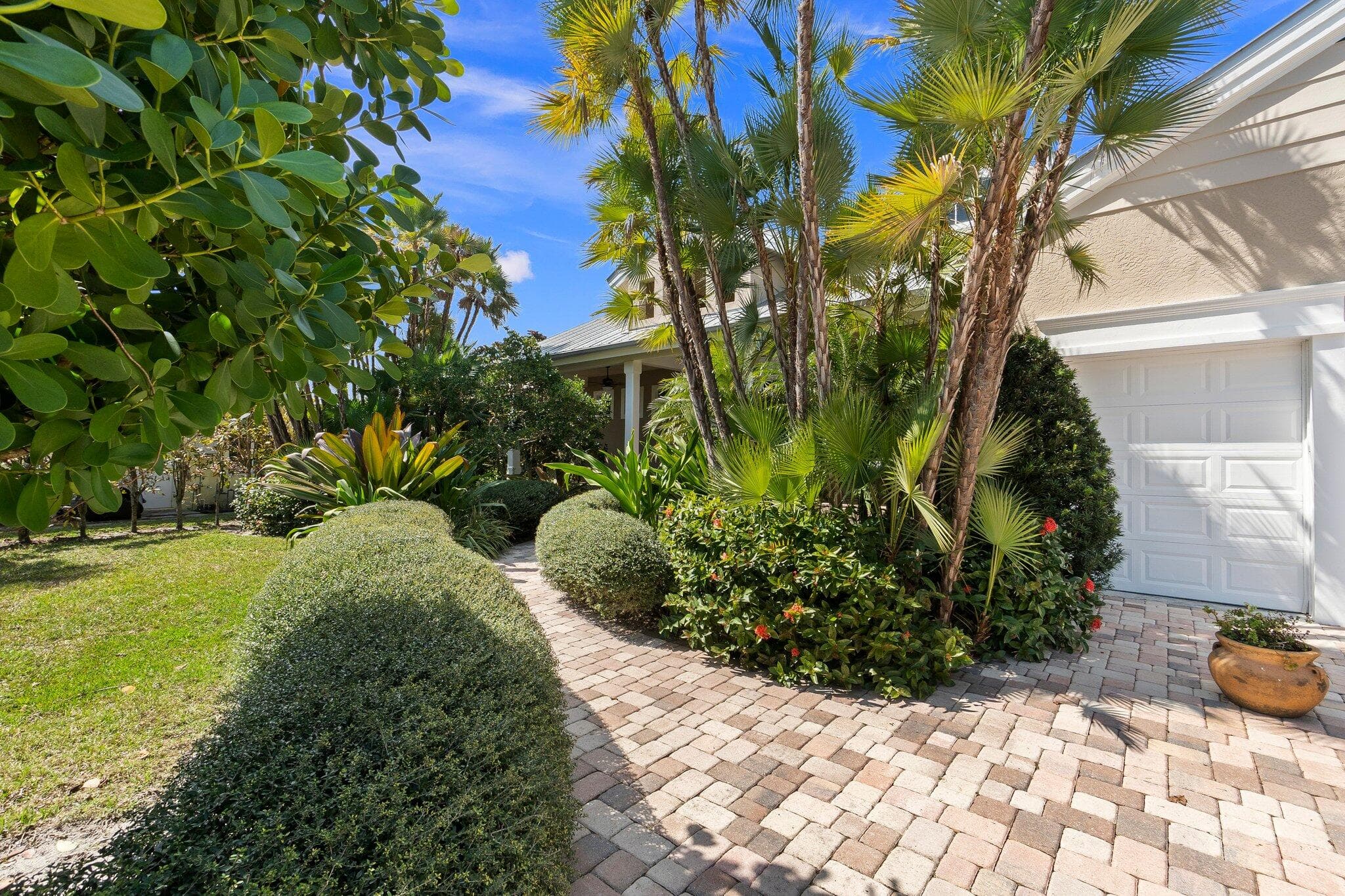 1993 SE Giffen Avenue, Port St. Lucie, FL 34952 — photo 13 of 124