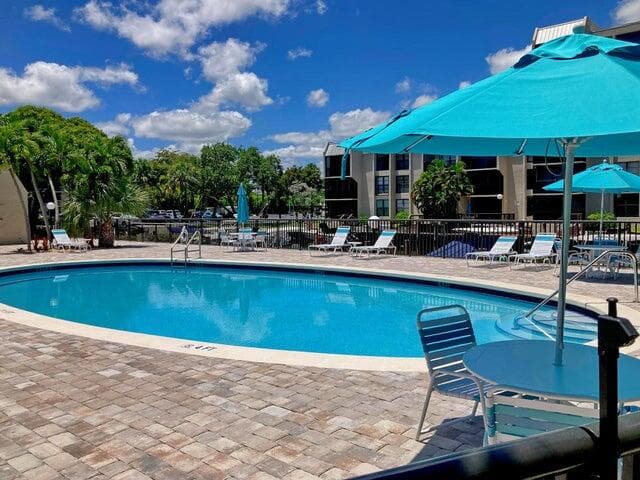 6 Royal Palm Way 310, Boca Raton, FL 33432 — photo 29 of 37