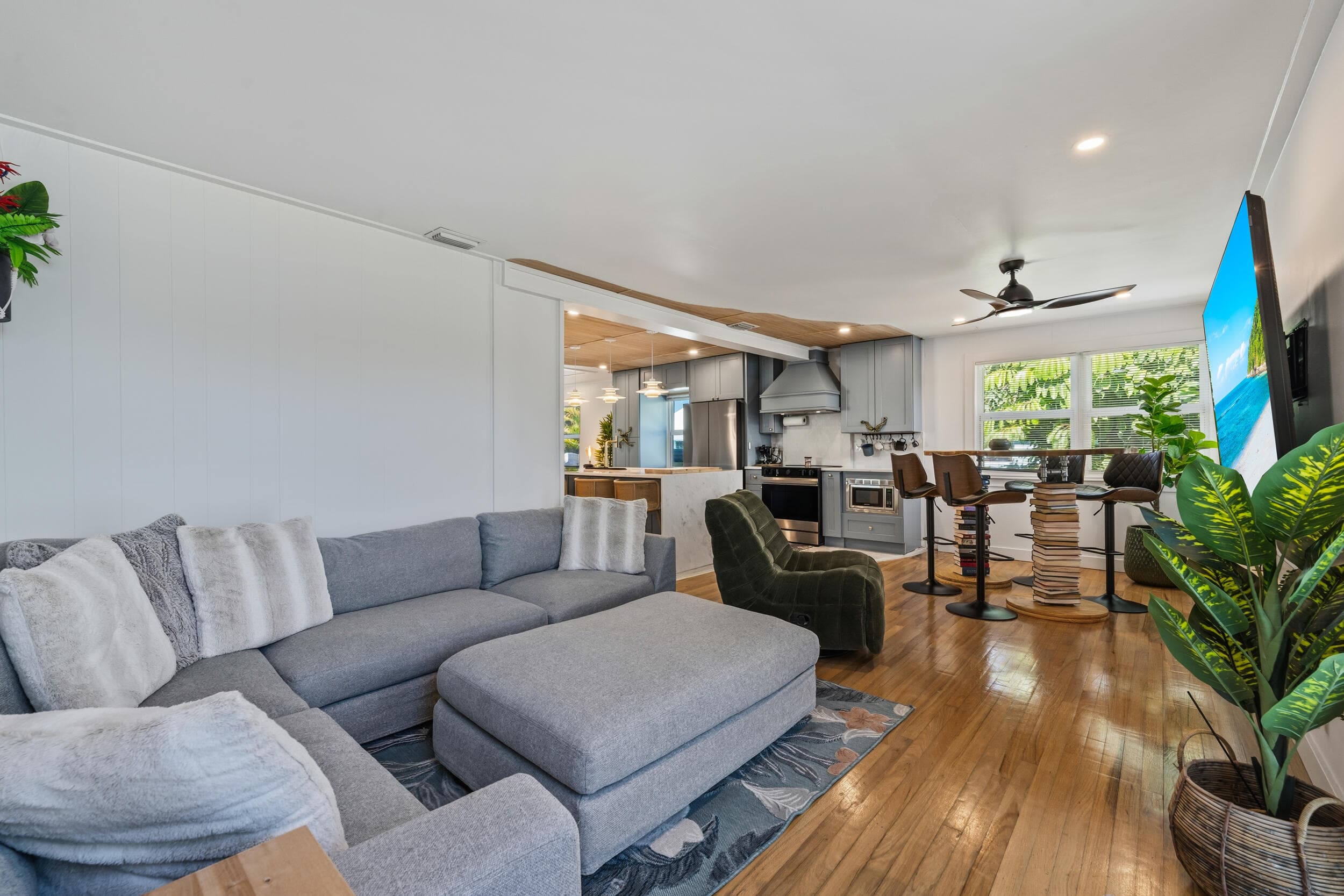 1616 N N Street N, Lake Worth Beach, FL 33460 — photo 10 of 35