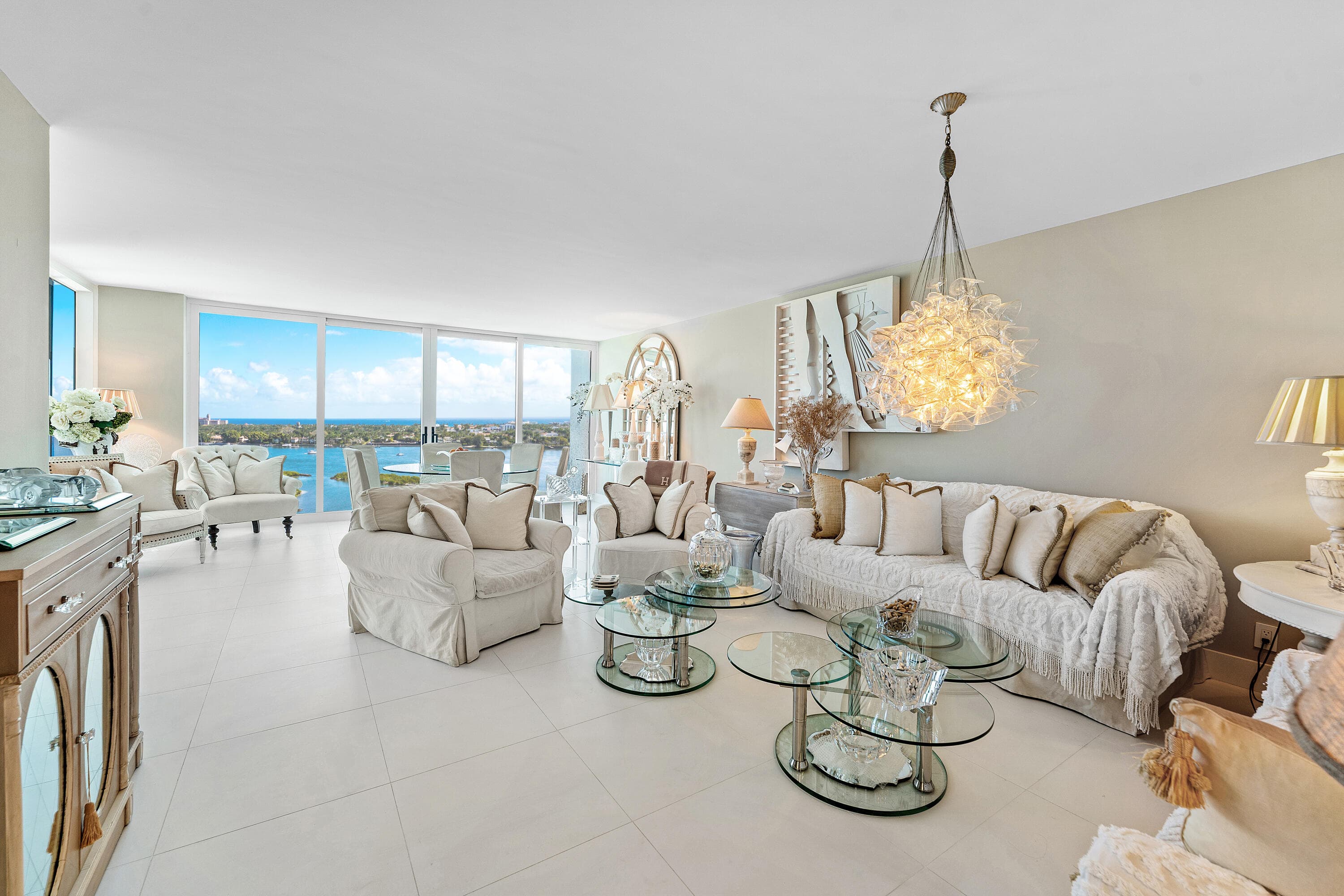 529 S Flagler Drive 8g, West Palm Beach, FL 33401 — photo 2 of 28