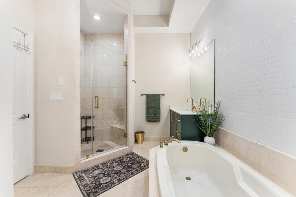 801 S Olive Avenue 413, West Palm Beach, FL 33401 — photo 33 of 43