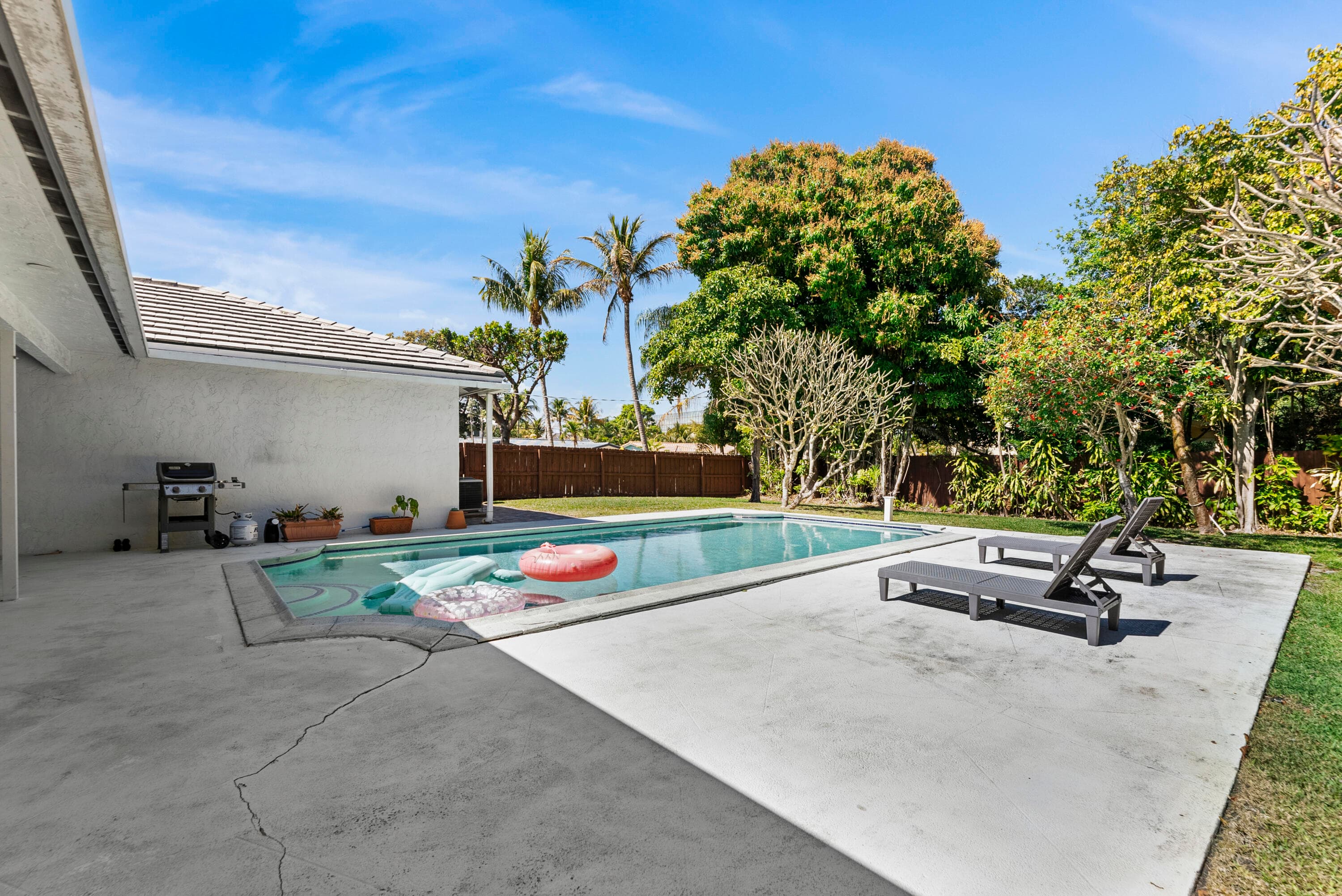 401 NE 10th Ter Terrace, Boca Raton, FL 33432 — photo 34 of 46