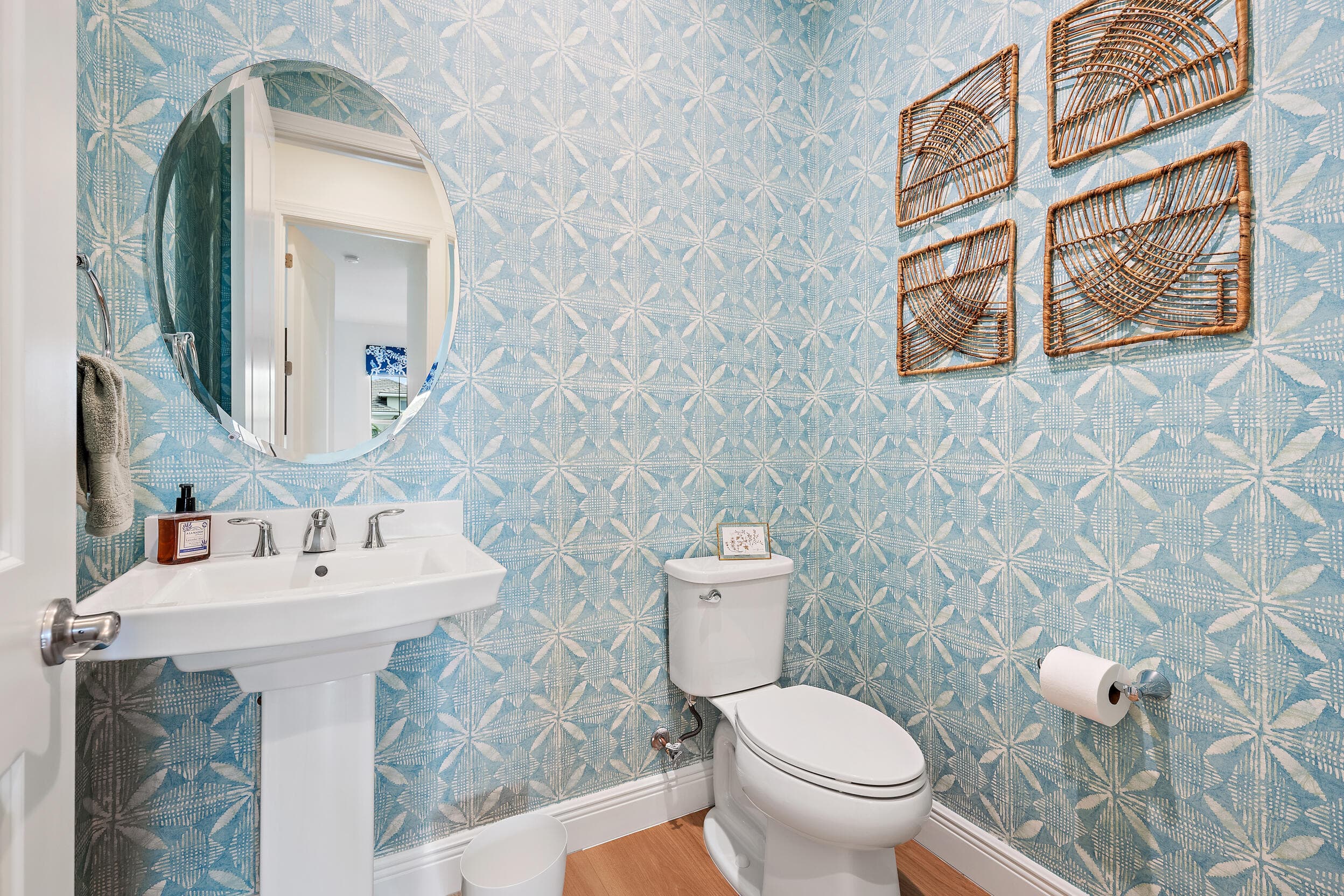 10038 Regency Way, Palm Beach Gardens, FL 33412 — photo 19 of 48