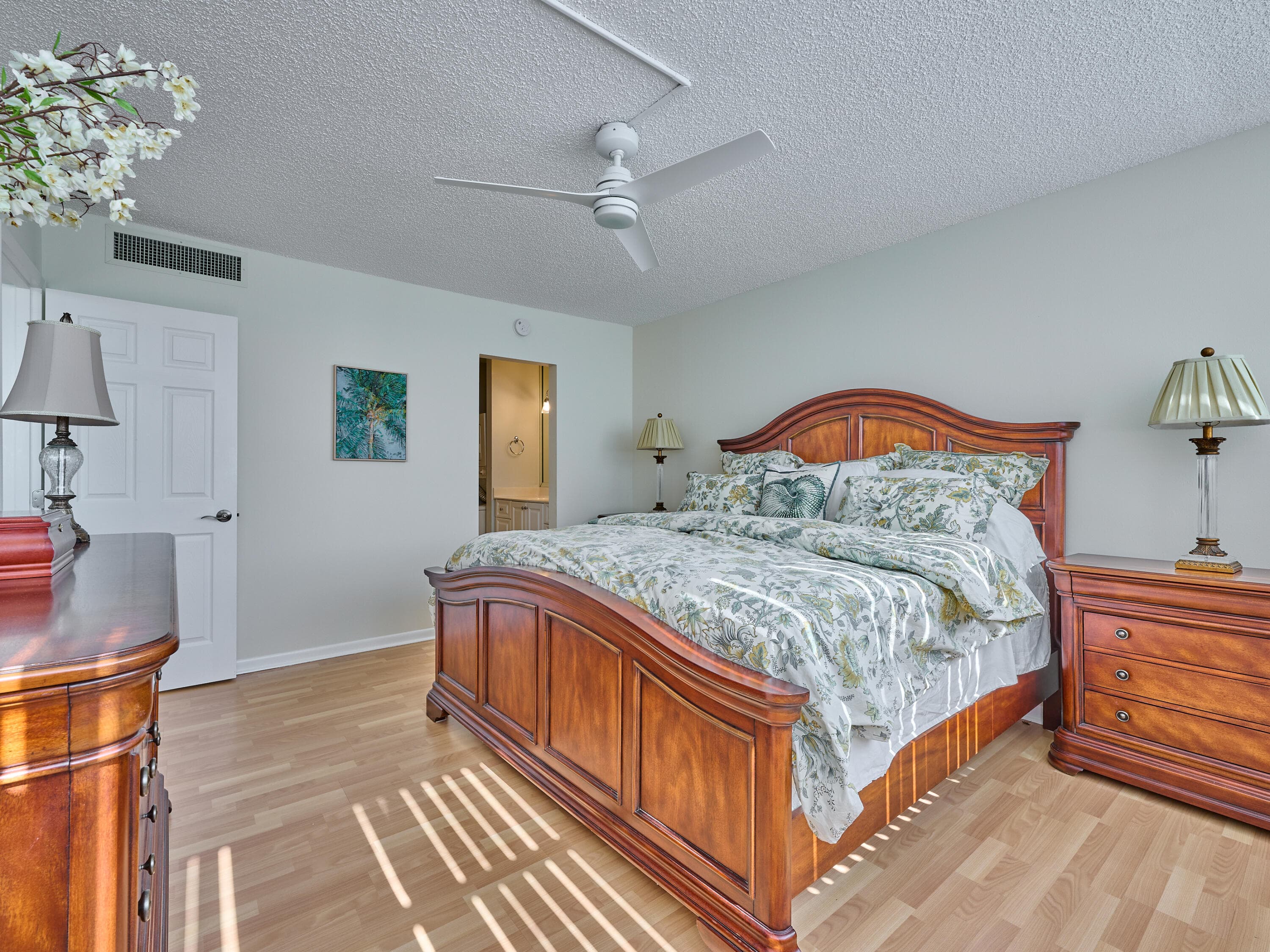336 Golfview Road 605, North Palm Beach, FL 33408 — photo 14 of 27
