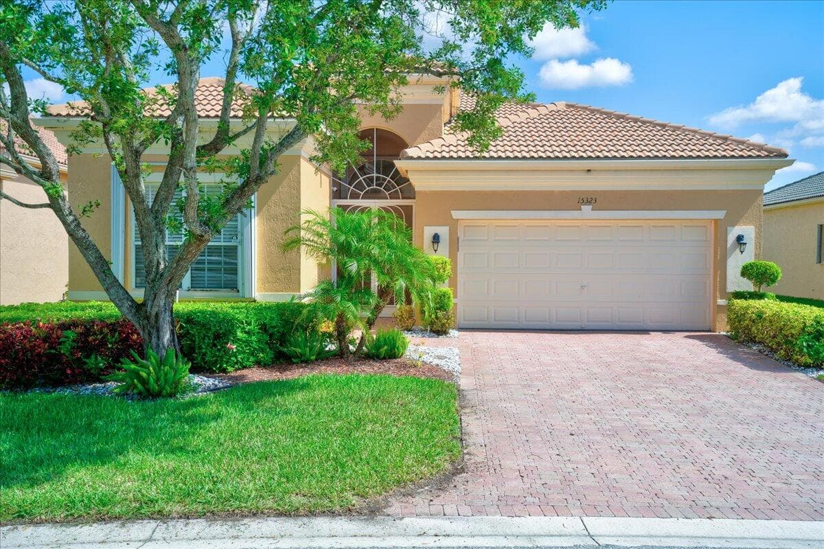 15323 Fiorenza Circle, Delray Beach, FL 33446 — photo 2 of 43