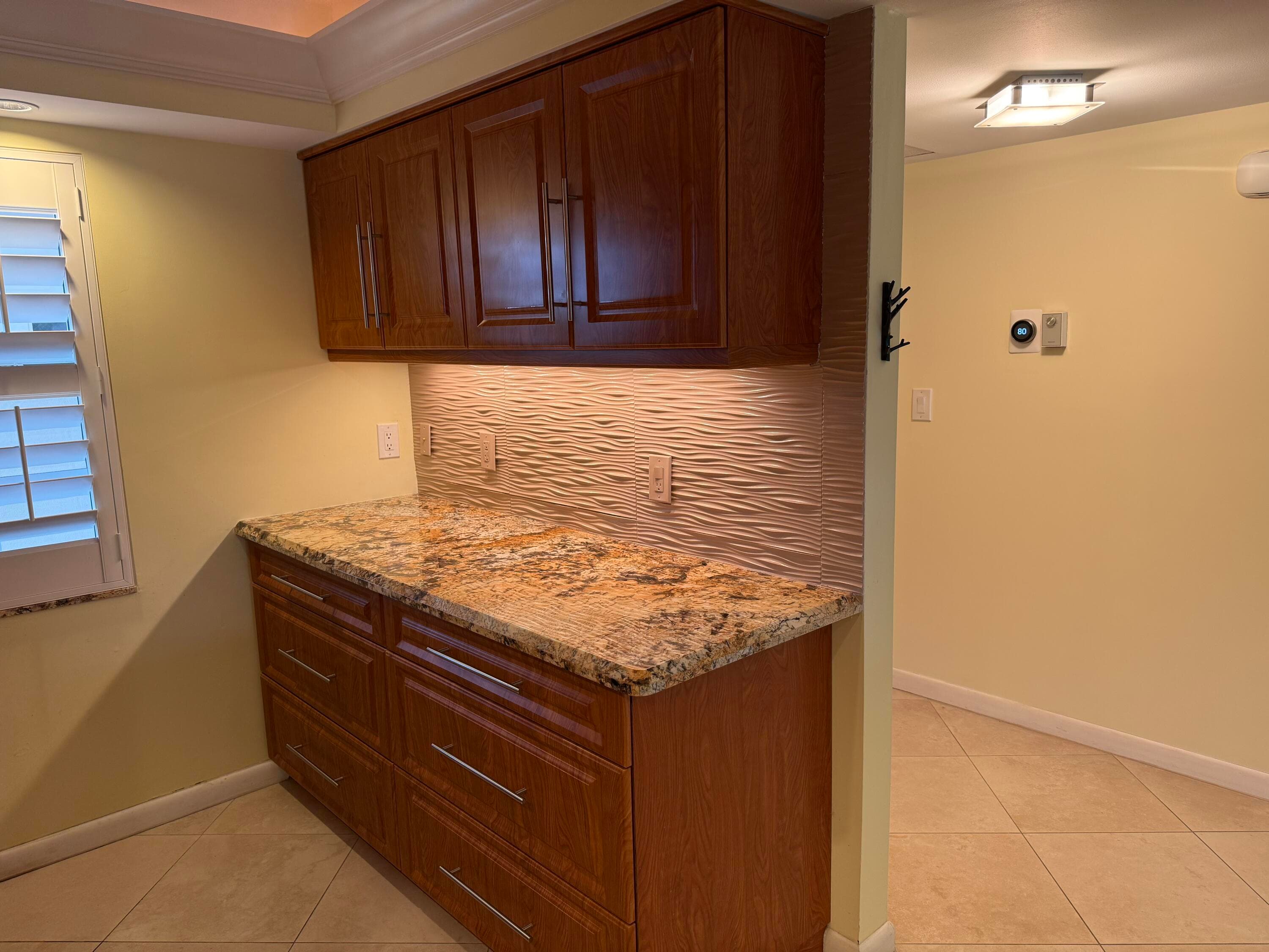 3930 Oaks Clubhouse Drive 408, Pompano Beach, FL 33069 — photo 4 of 17