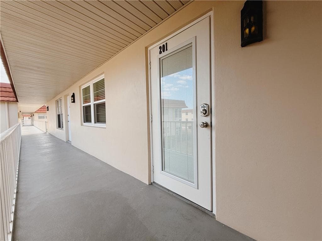 106 Spring Lake Court 201, Vero Beach, FL 32962 — photo 13 of 24