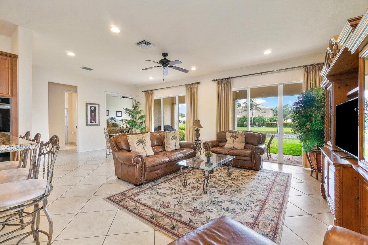 108 Via Condado Way, Palm Beach Gardens, FL 33418 — photo 14 of 55