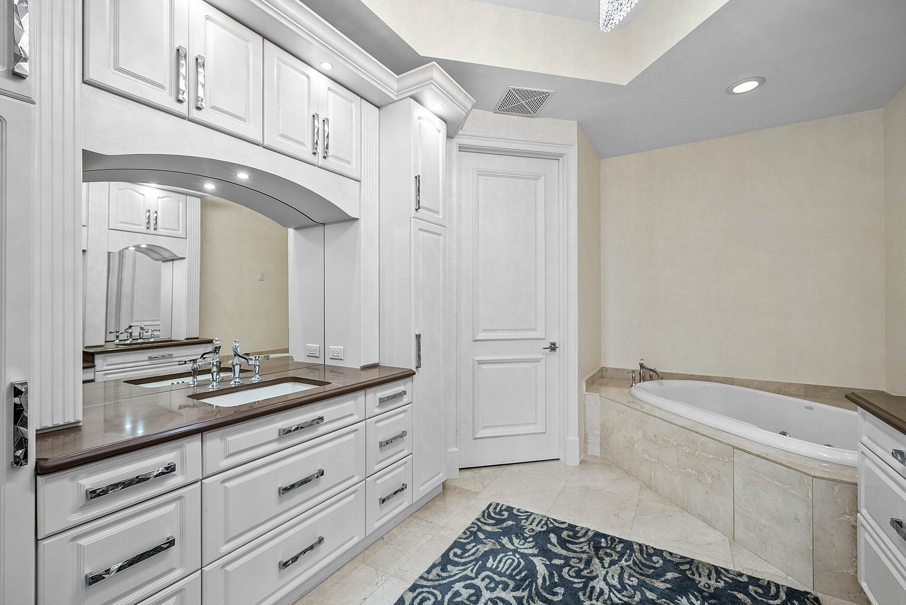 3000 S Ocean Boulevard 402, Palm Beach, FL 33480 — photo 8 of 29