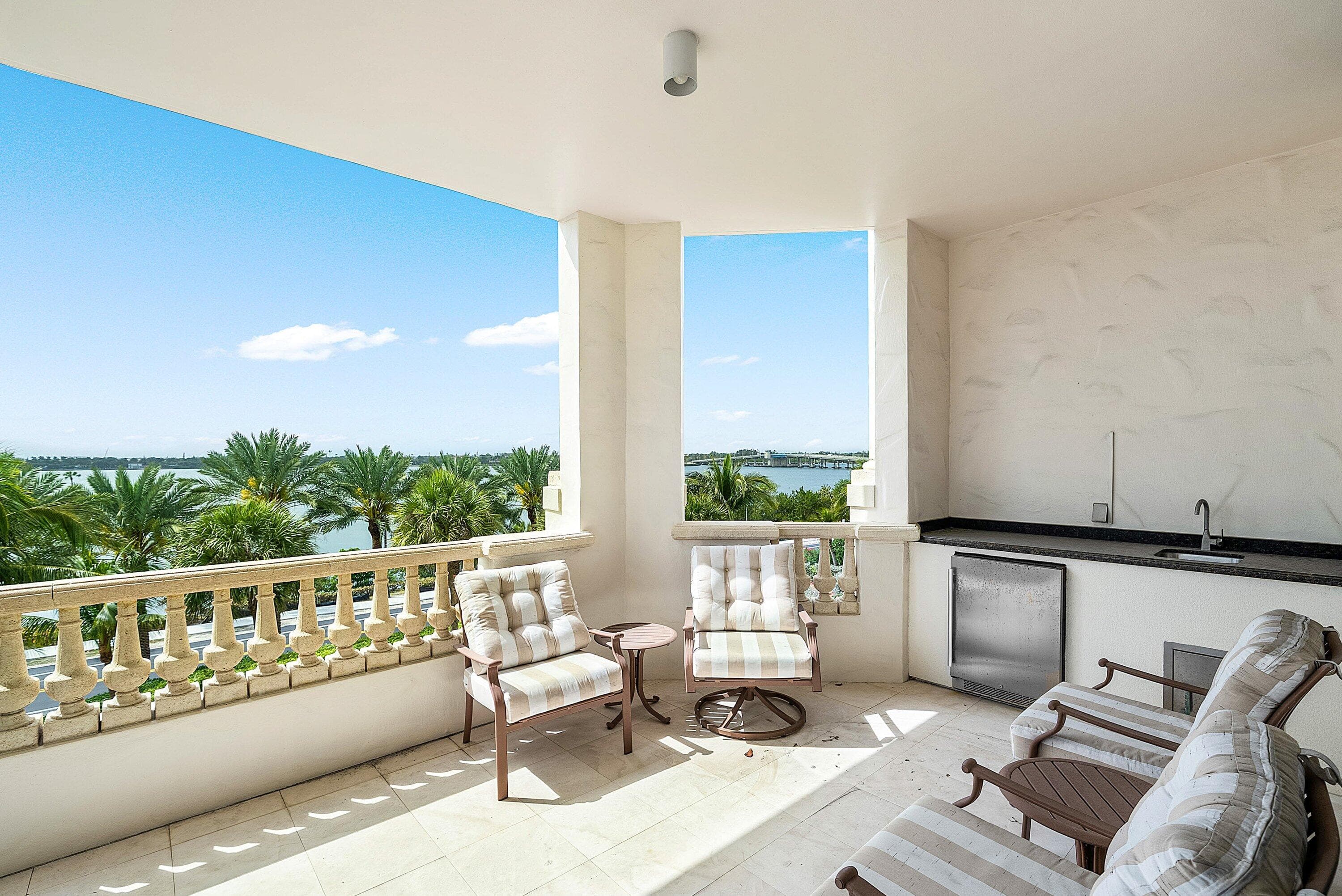 3000 S Ocean Boulevard 402, Palm Beach, FL 33480 — photo 14 of 29