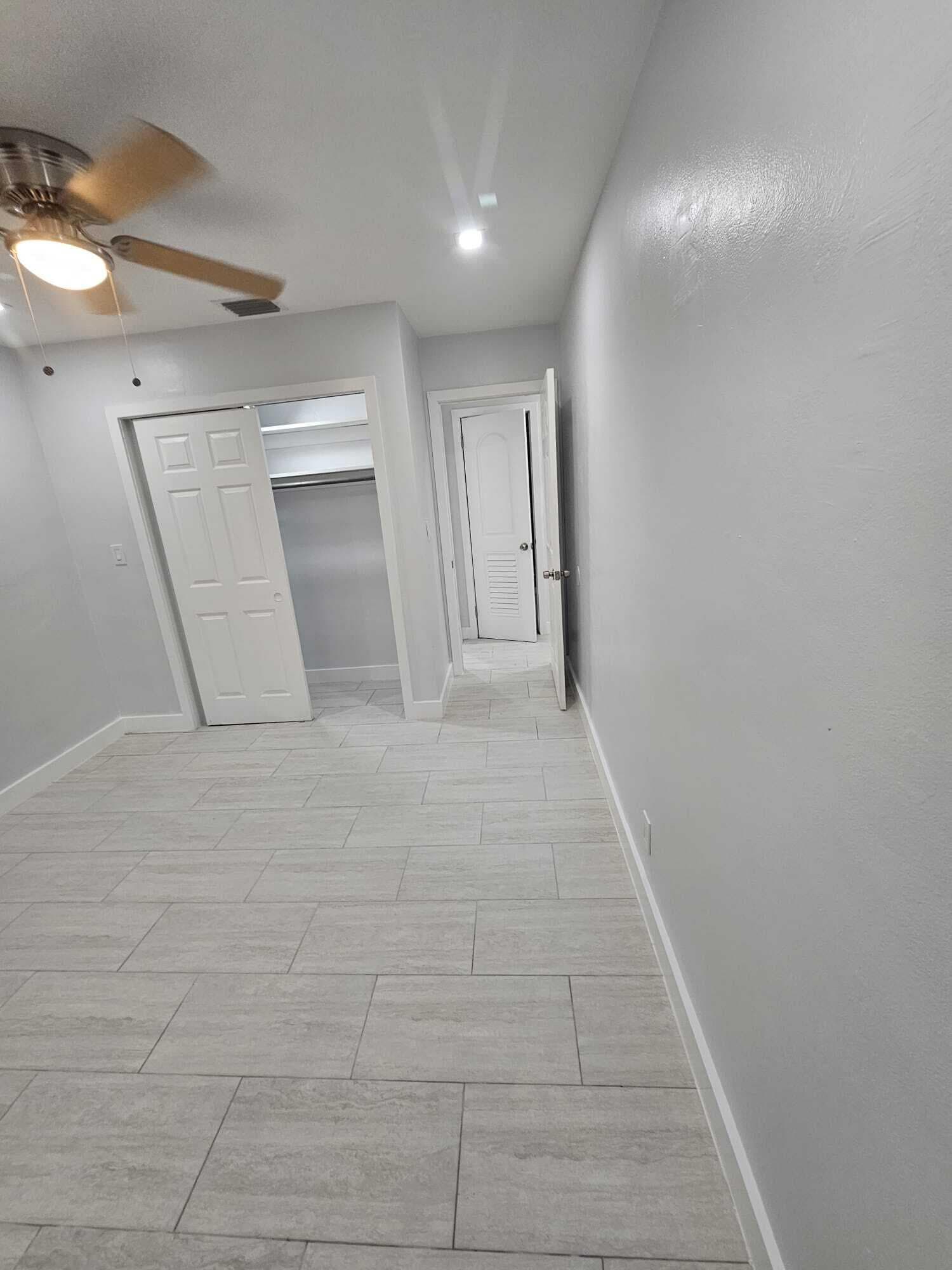 2030 SW 41st Avenue 3, Fort Lauderdale, FL 33317 — photo 11 of 16