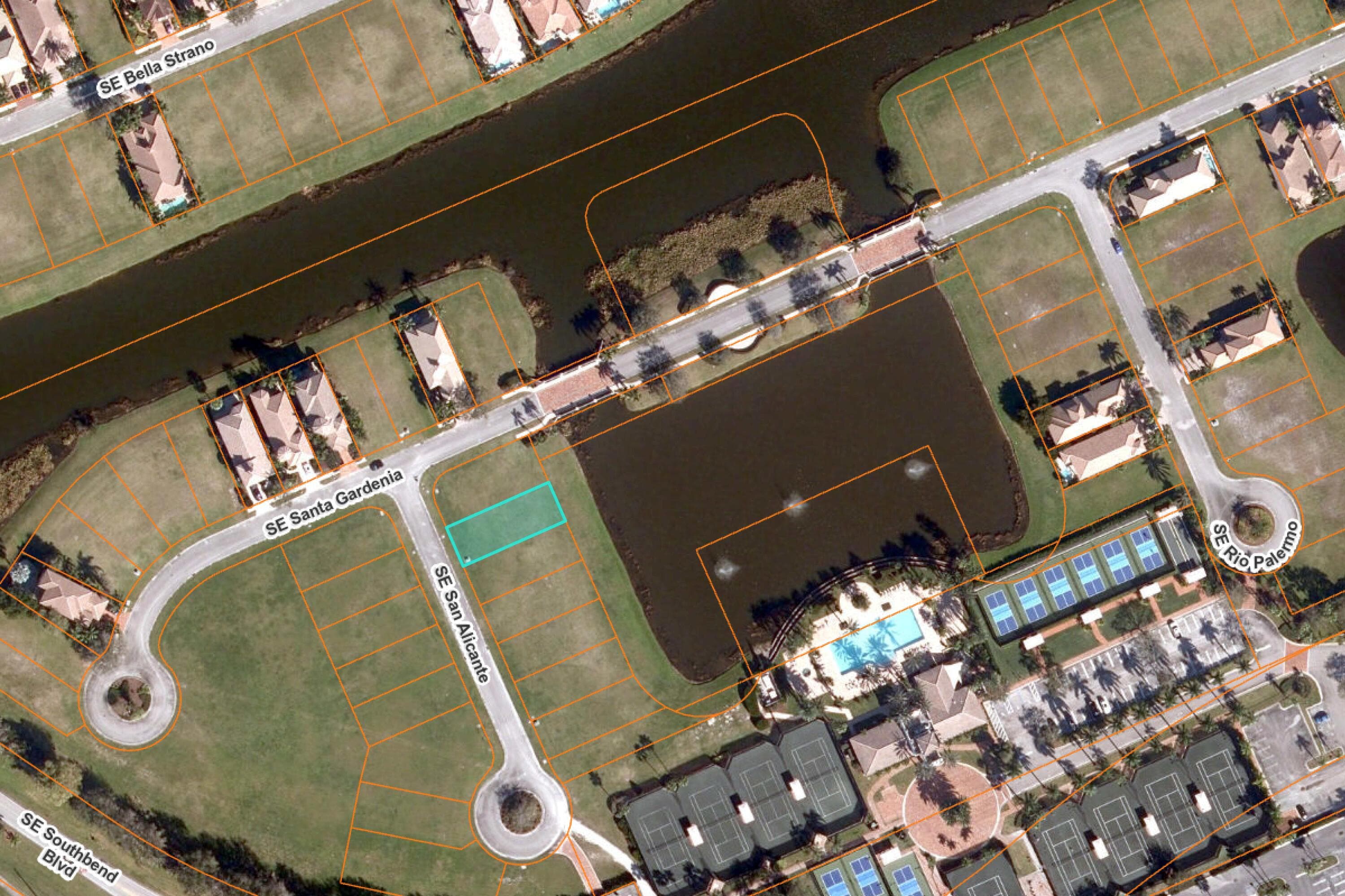 104 SE San Alicante, Port St. Lucie, FL 34984 — photo 4 of 17