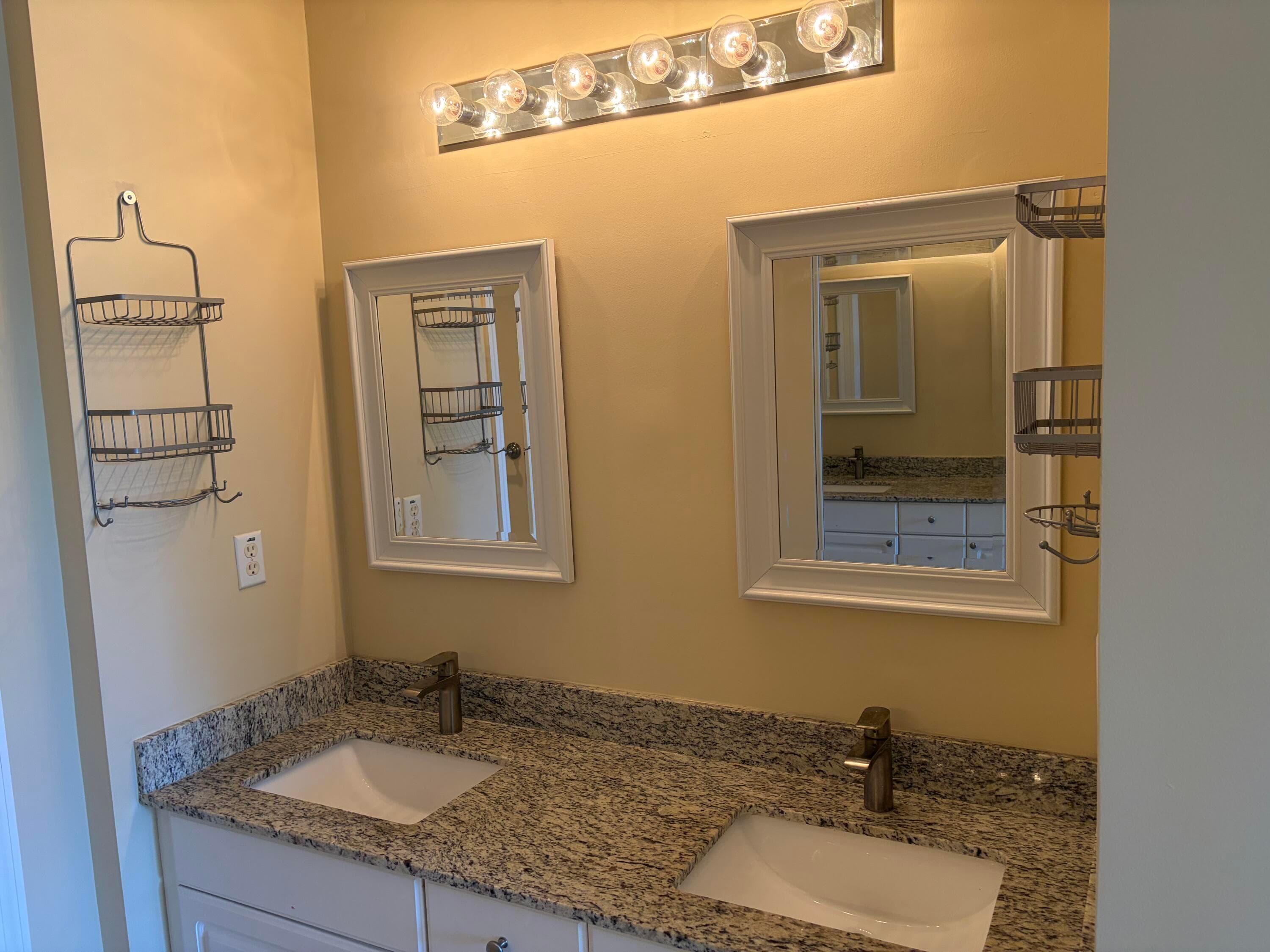 27 Royal Palm Way 304, Boca Raton, FL 33432 — photo 11 of 26