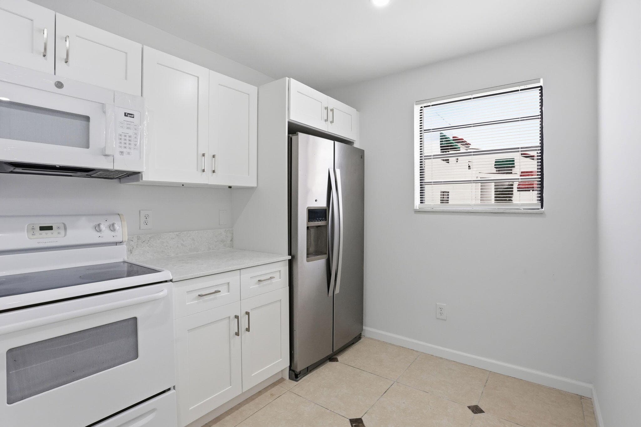 315 NW 36th Avenue, Deerfield Beach, FL 33442 — photo 8 of 26