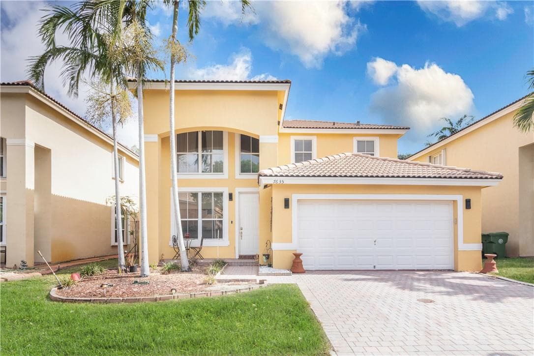 7635 19th Court, Pembroke Pines, FL 33024 — photo 1 of 24