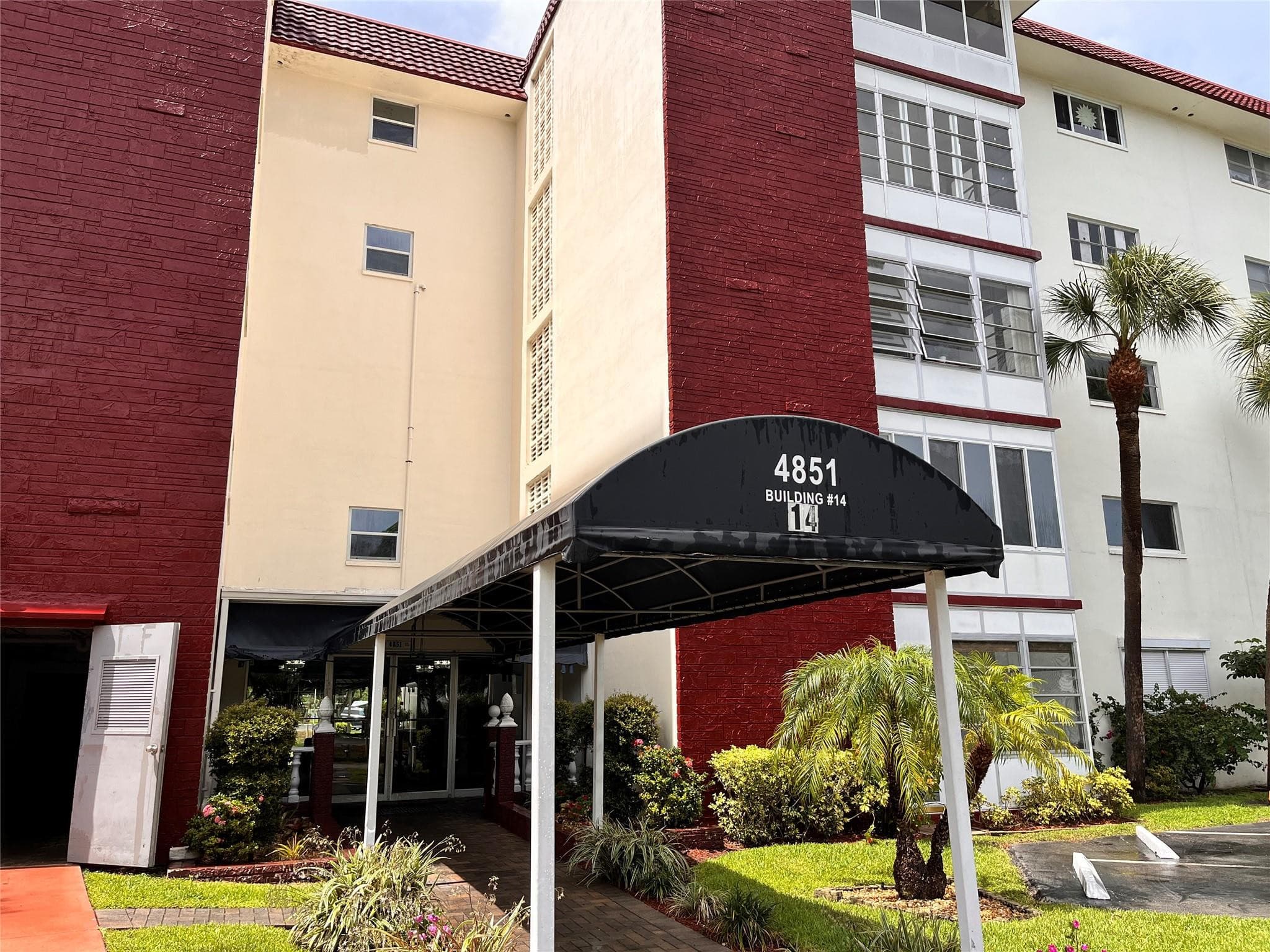 4851 NW 21st Street 105, Lauderhill, FL 33313 — photo 1 of 19