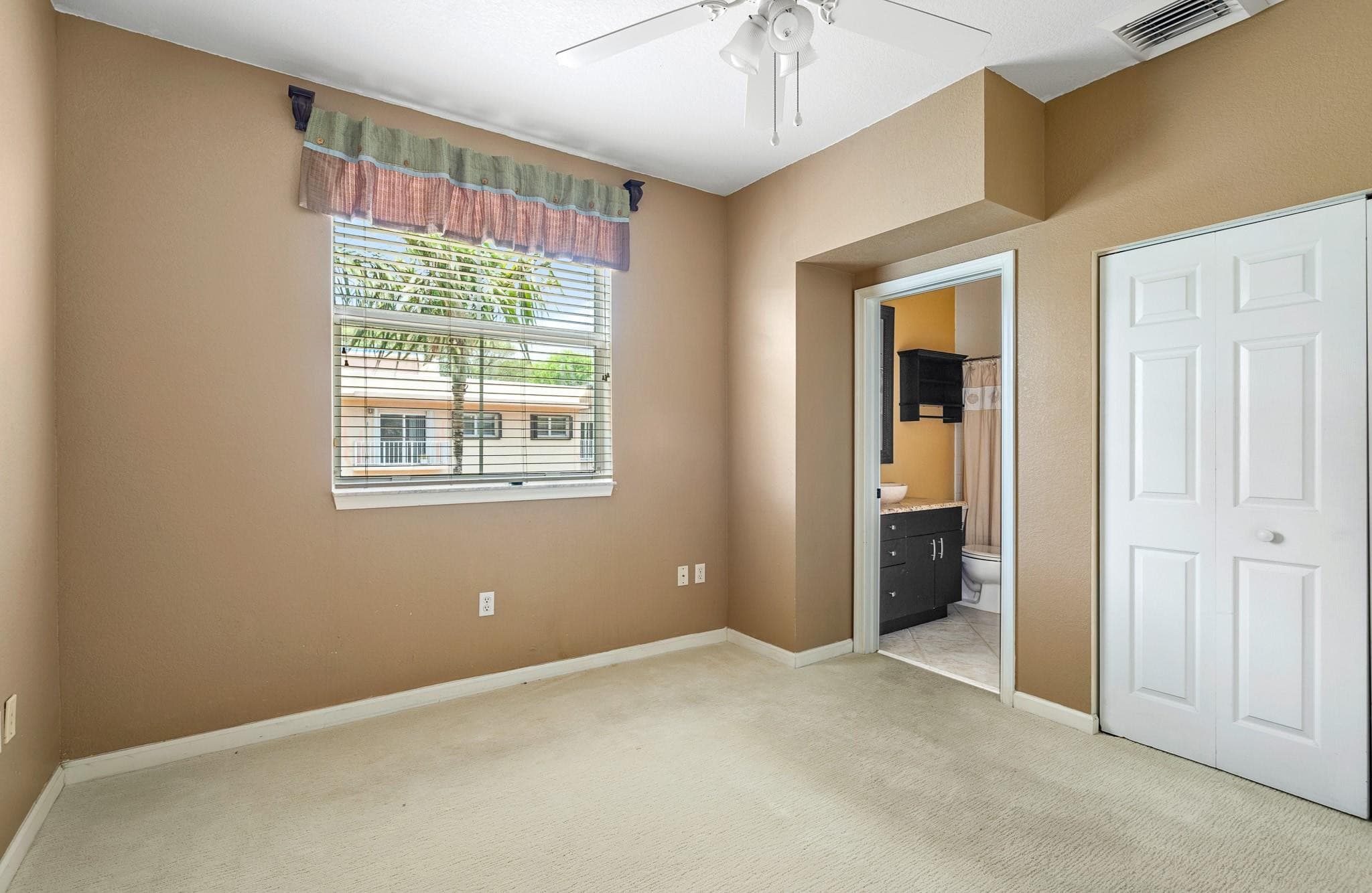 2005 Oceanwalk Terrace 300, Pompano Beach, FL 33062 — photo 31 of 39