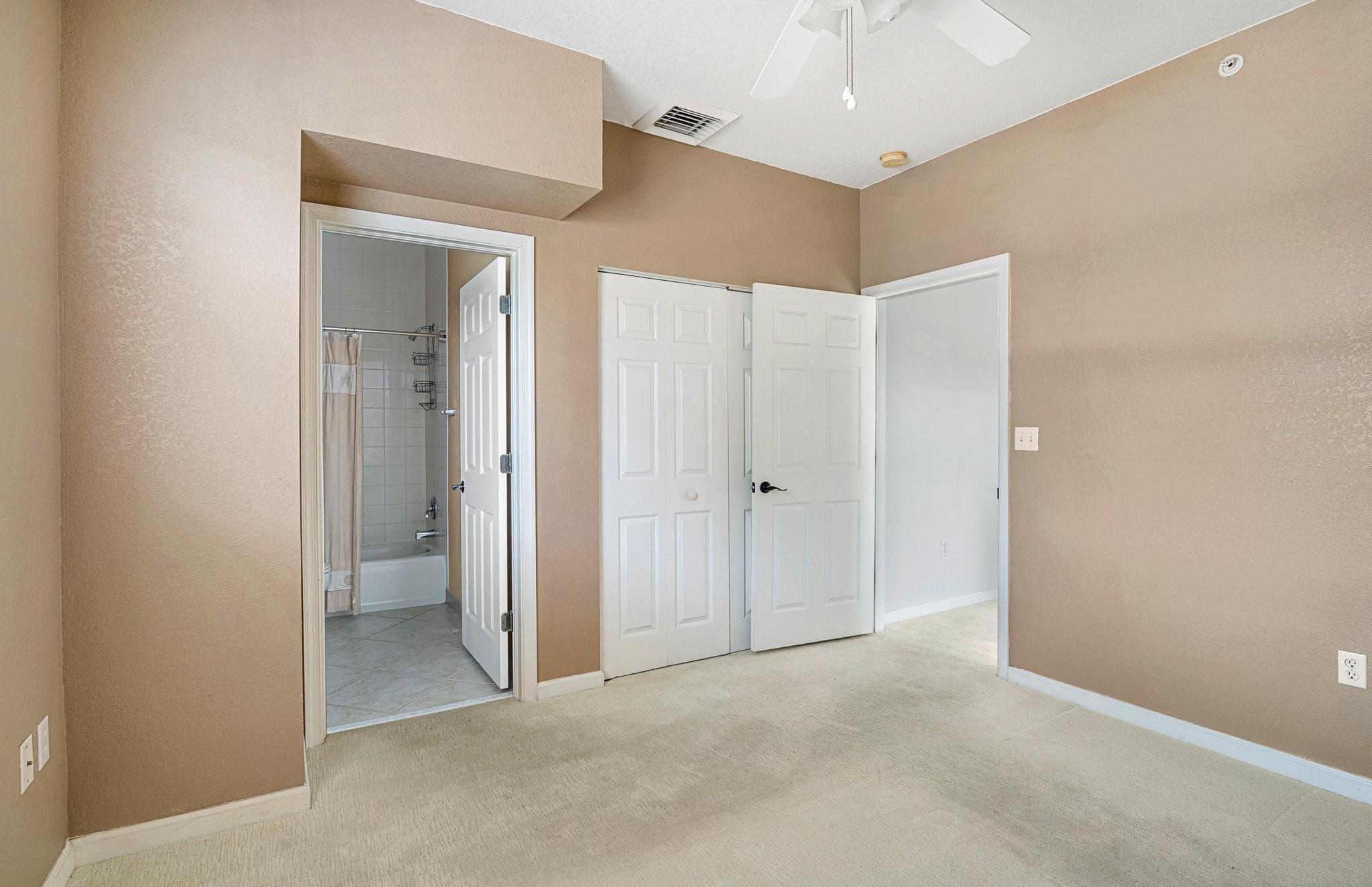2005 Oceanwalk Terrace 300, Pompano Beach, FL 33062 — photo 32 of 39