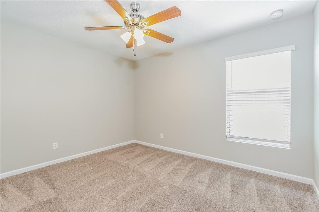 Single Family Residence in Port St. Lucie — photo 9 of 12