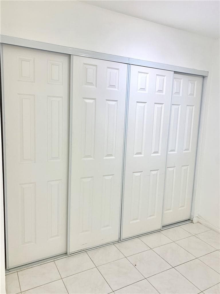 2790 W 60th Street 32, Hialeah, FL 33016 — photo 7 of 10