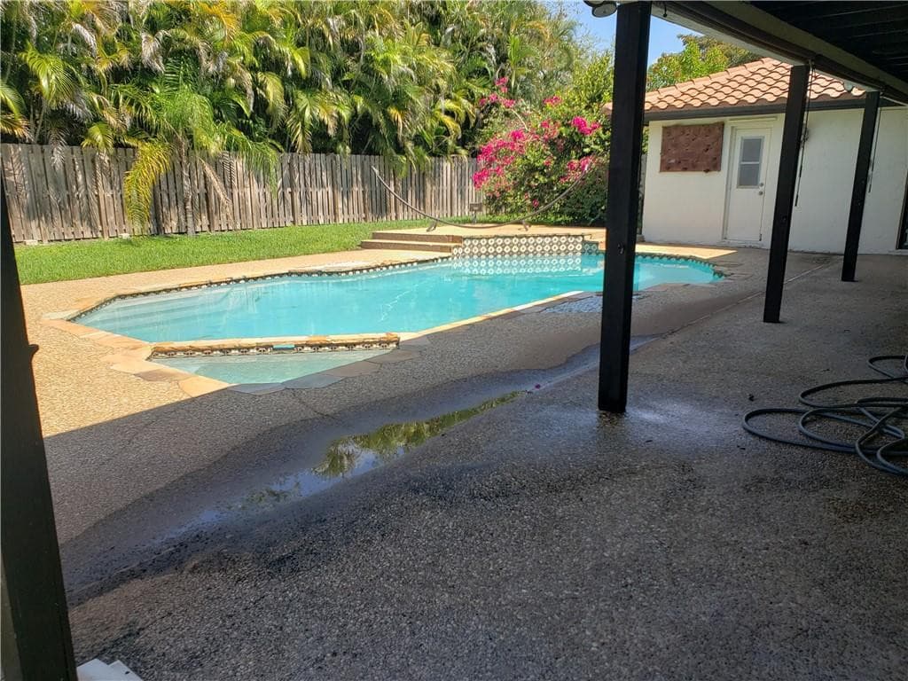 1280 NW 114th Avenue, Coral Springs, FL 33071 — photo 3 of 5