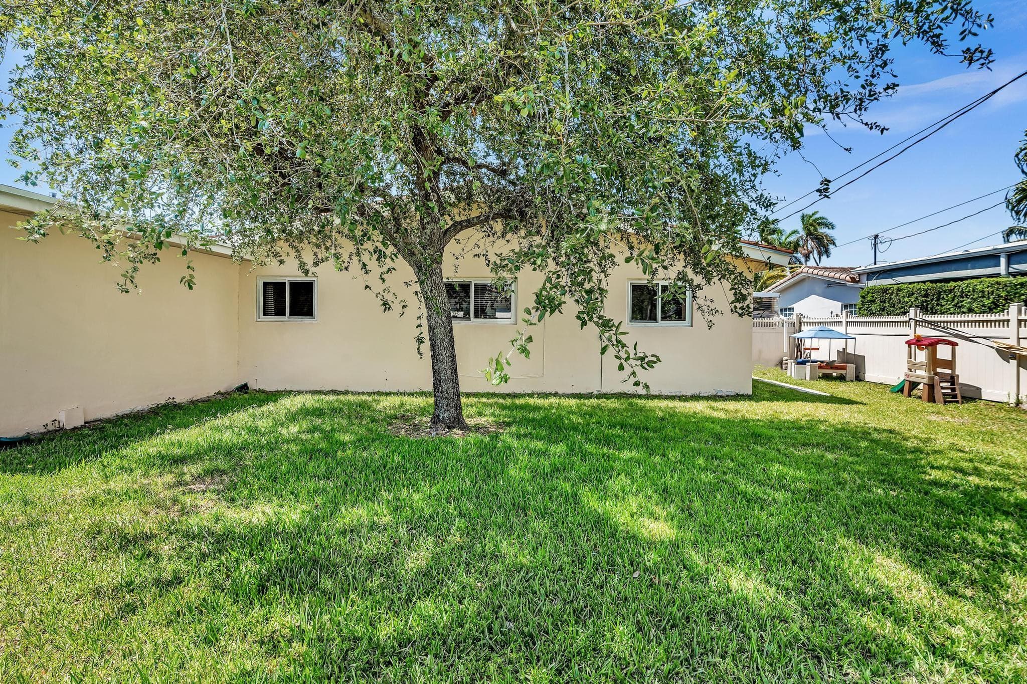 1311 NE 42nd Street, Oakland Park, FL 33334 — photo 48 of 57