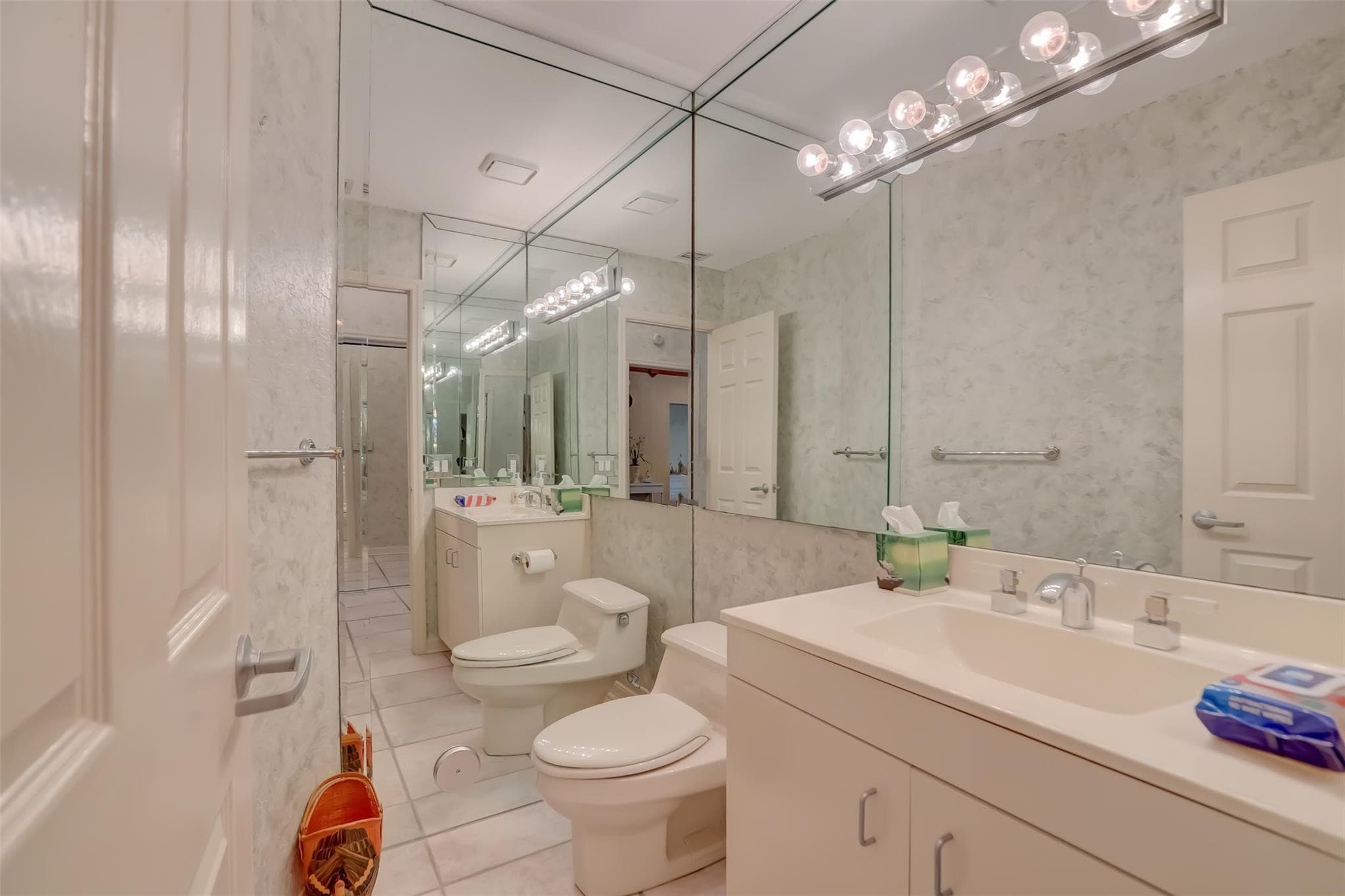 305 S Riverside Drive, Pompano Beach, FL 33062 — photo 30 of 74