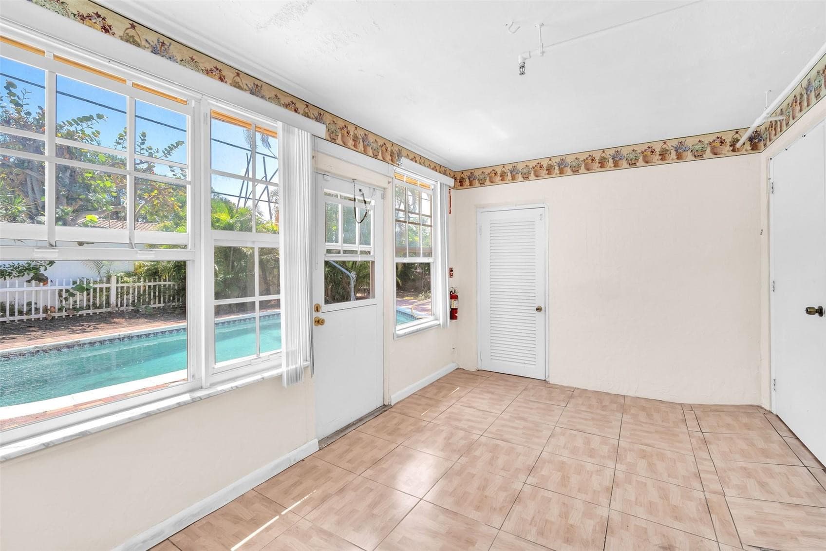 1910 NE 56th Street, Fort Lauderdale, FL 33308 — photo 20 of 37