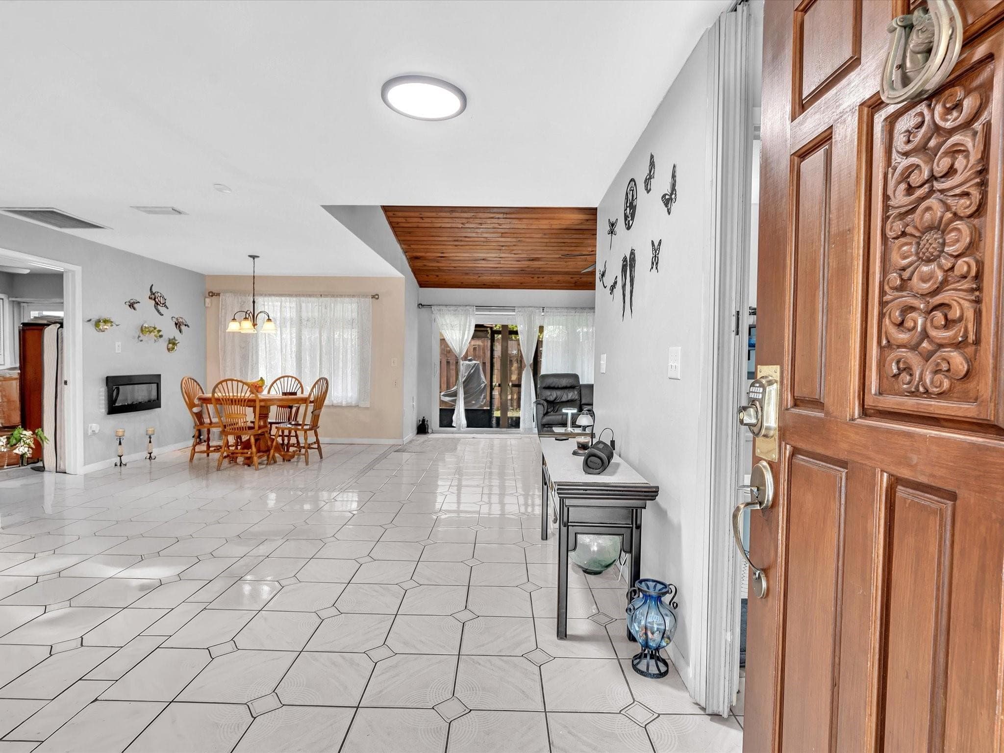 4201 NW 73rd Avenue, Lauderhill, FL 33319 — photo 7 of 64