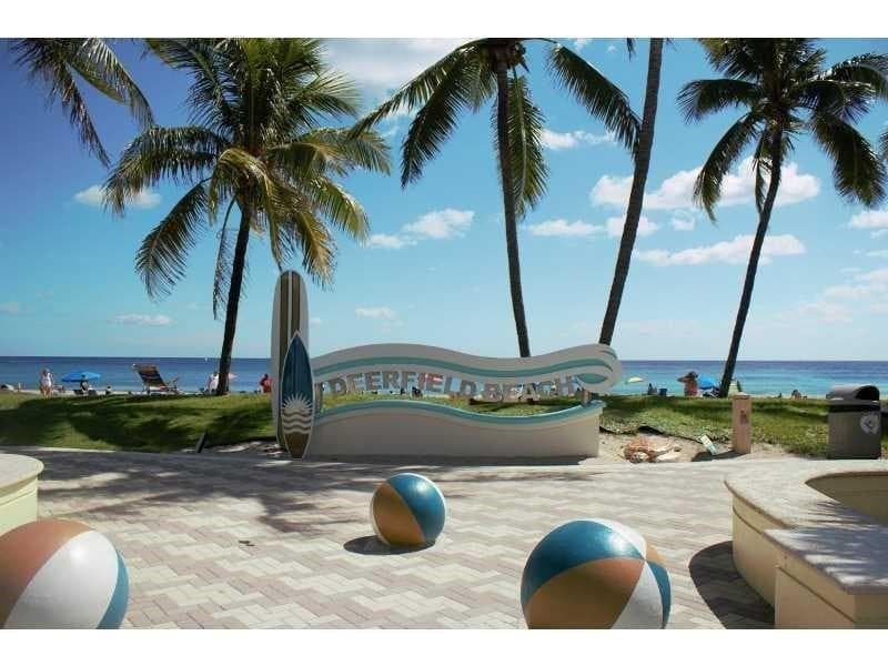 355 Oakridge T 355, Deerfield Beach, FL 33442 — photo 25 of 25