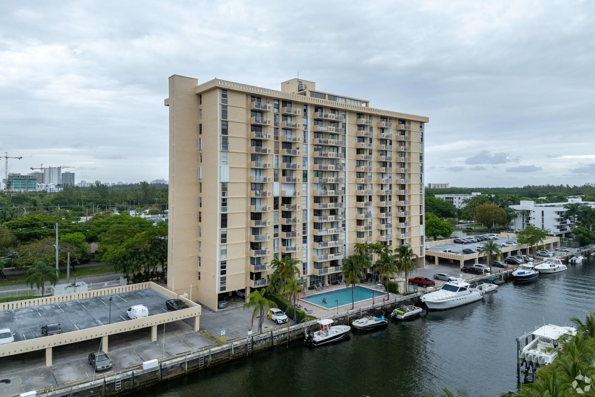 2350 NE 135th Street 203, North Miami, FL 33181 — photo 2 of 11