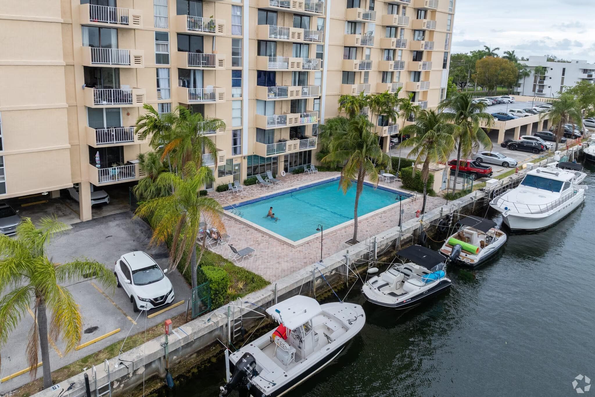 2350 NE 135th Street 203, North Miami, FL 33181 — photo 4 of 11