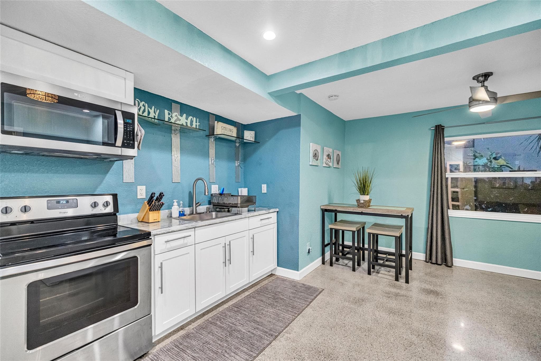 1715 NE 11th Street, Fort Lauderdale, FL 33304 — photo 13 of 24