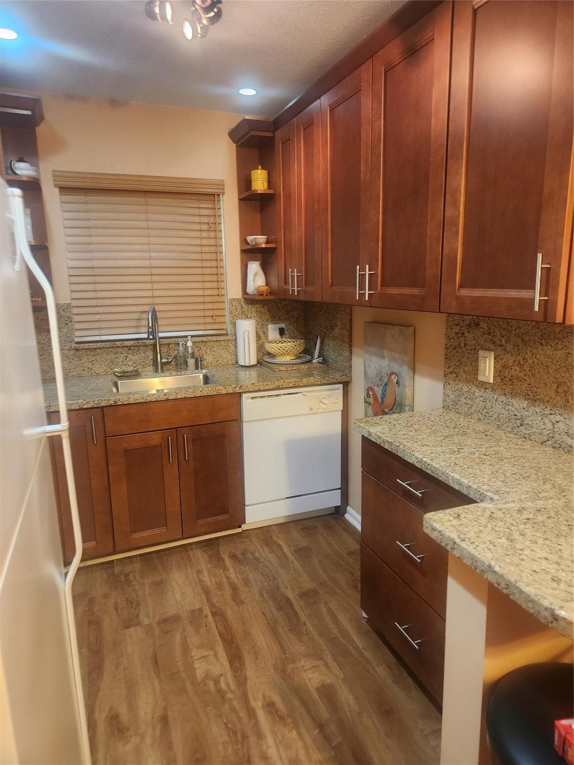 237 Farnham J 237, Deerfield Beach, FL 33442 — photo 5 of 26