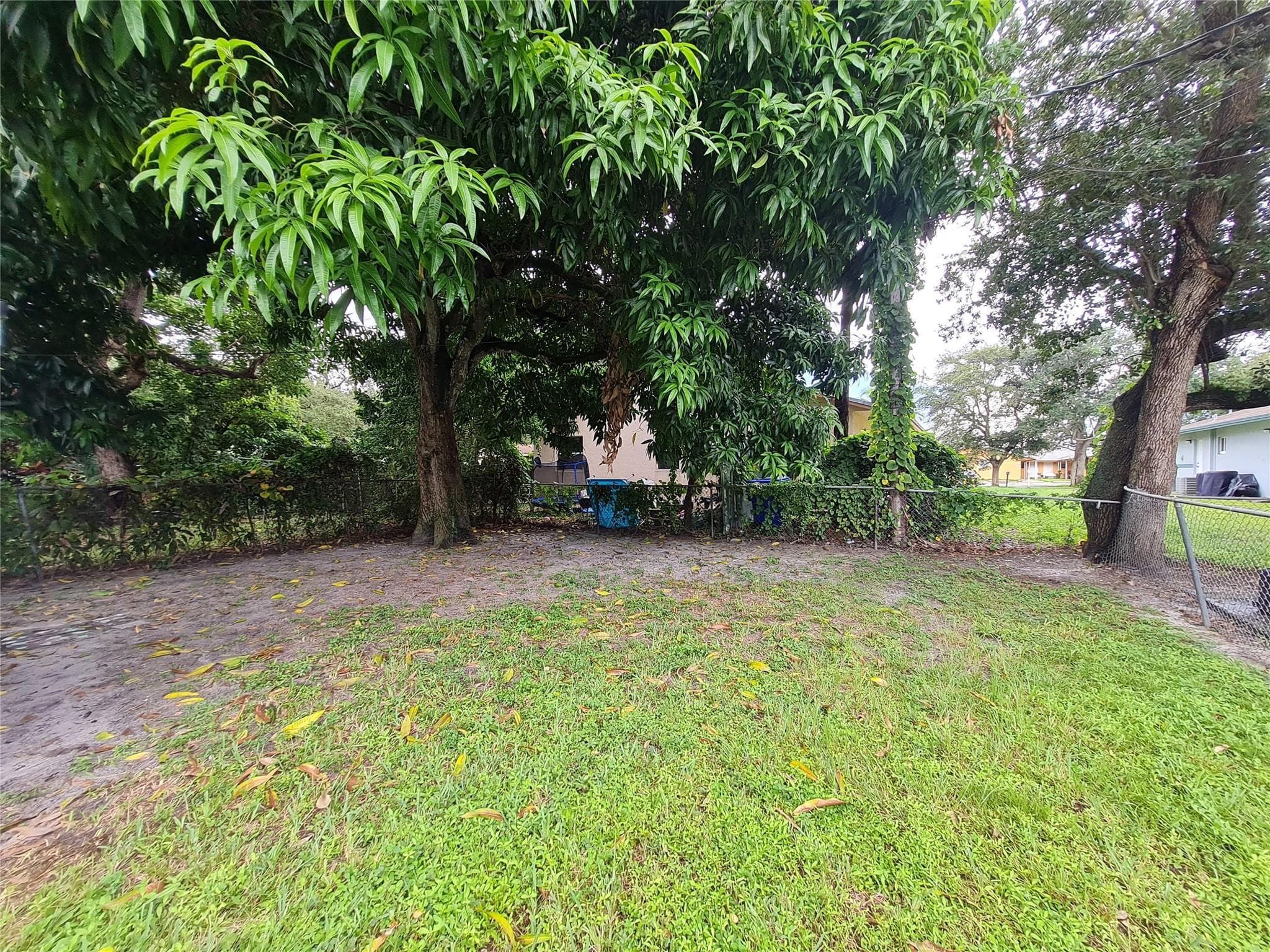 6141 Garfield, Hollywood, FL 33024 — photo 16 of 16