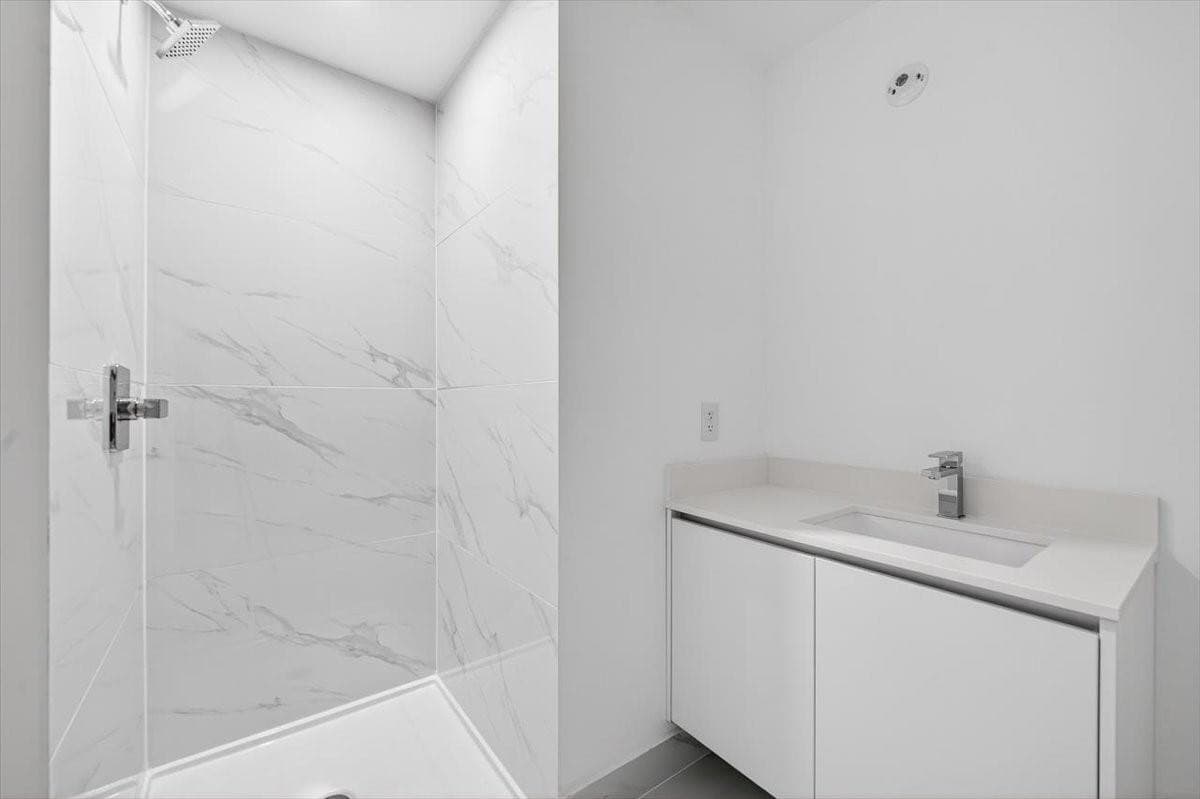 700 NE 24th Street 5202, Miami, FL 33137 — photo 18 of 48
