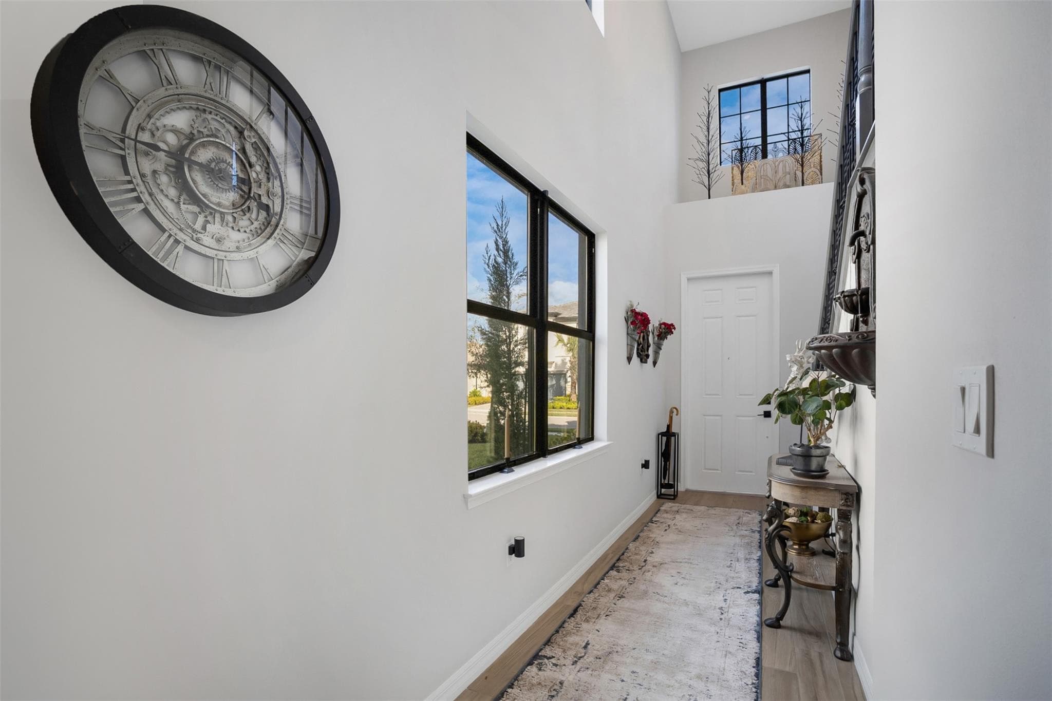 4445 Silverwood Lane, Fort Lauderdale, FL 33309 — photo 3 of 58